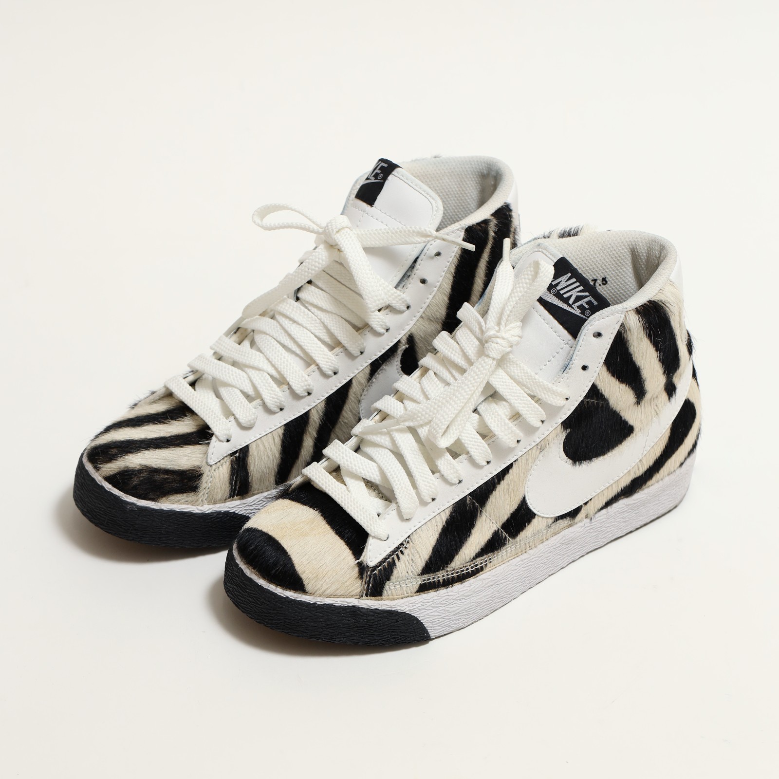 Nike Blazer Mid Premium ‘Zebra’ Womens 7.5 White Blanc 316959-111 2007