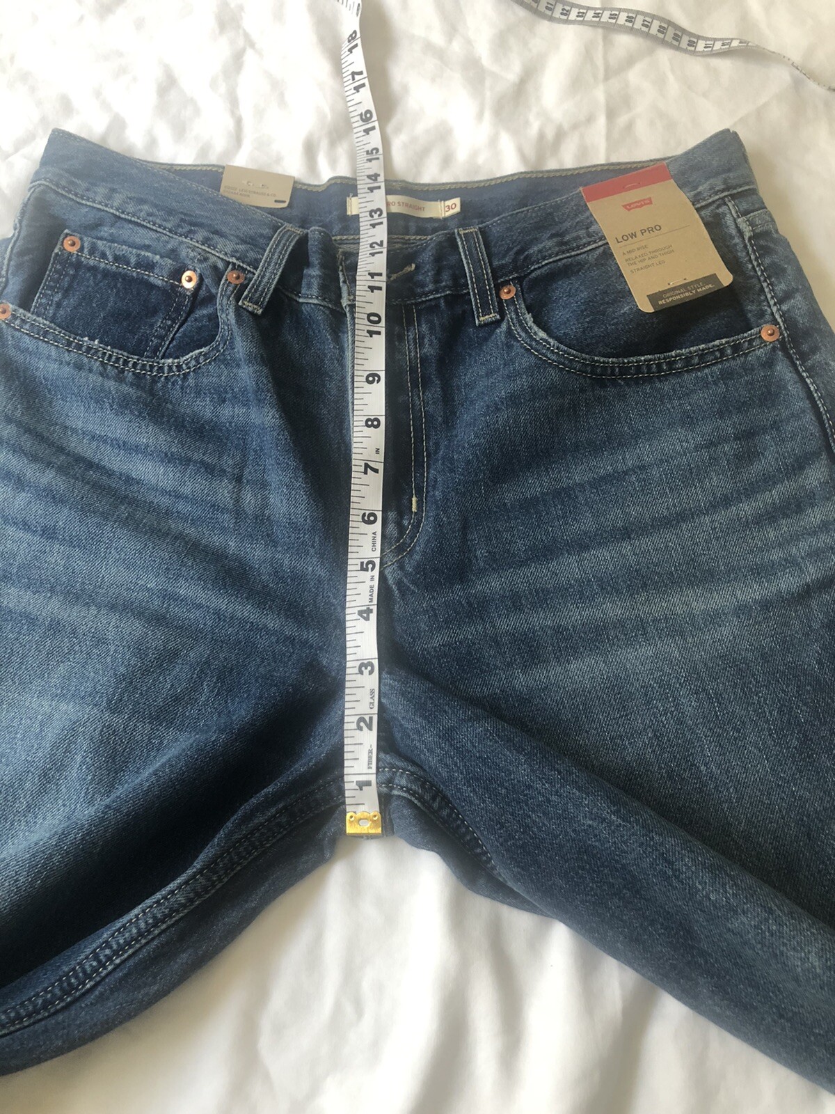 Levi’s Low Pro Straight Mid-Rise Denim Jeans Size 30 Distressed