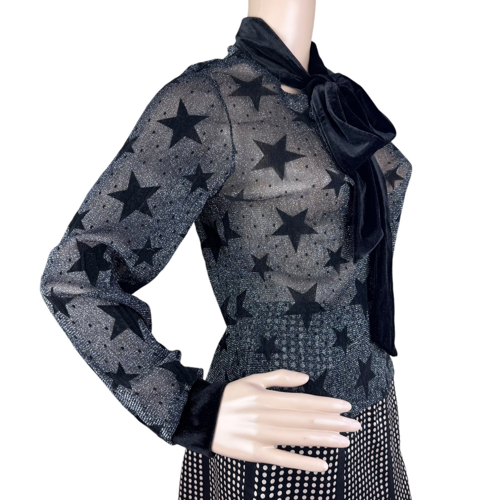 New Haoduoyi Black Stars Tie Front Shimmery Silver Long Sleeves Blouse Size S