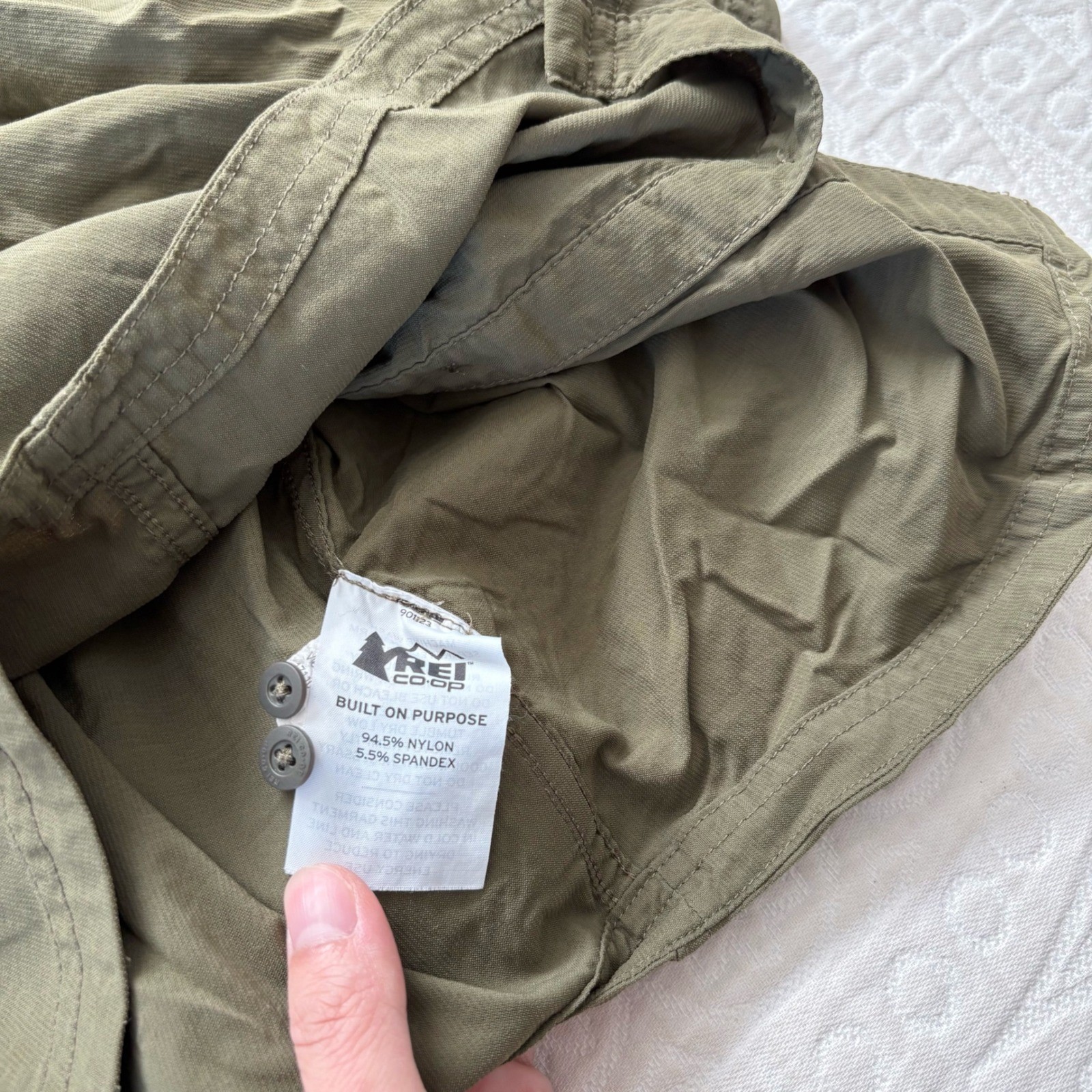 REI Boy’s Sahara Quick Dry Long Sleeve Sun Shirt, Olive Green (Sz S / 8)