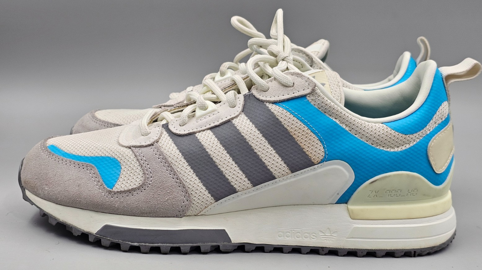 Adidas ZX 700 HD White Singal Cyan Sneakers Shoes GX8941 – Men’s Size 8.5