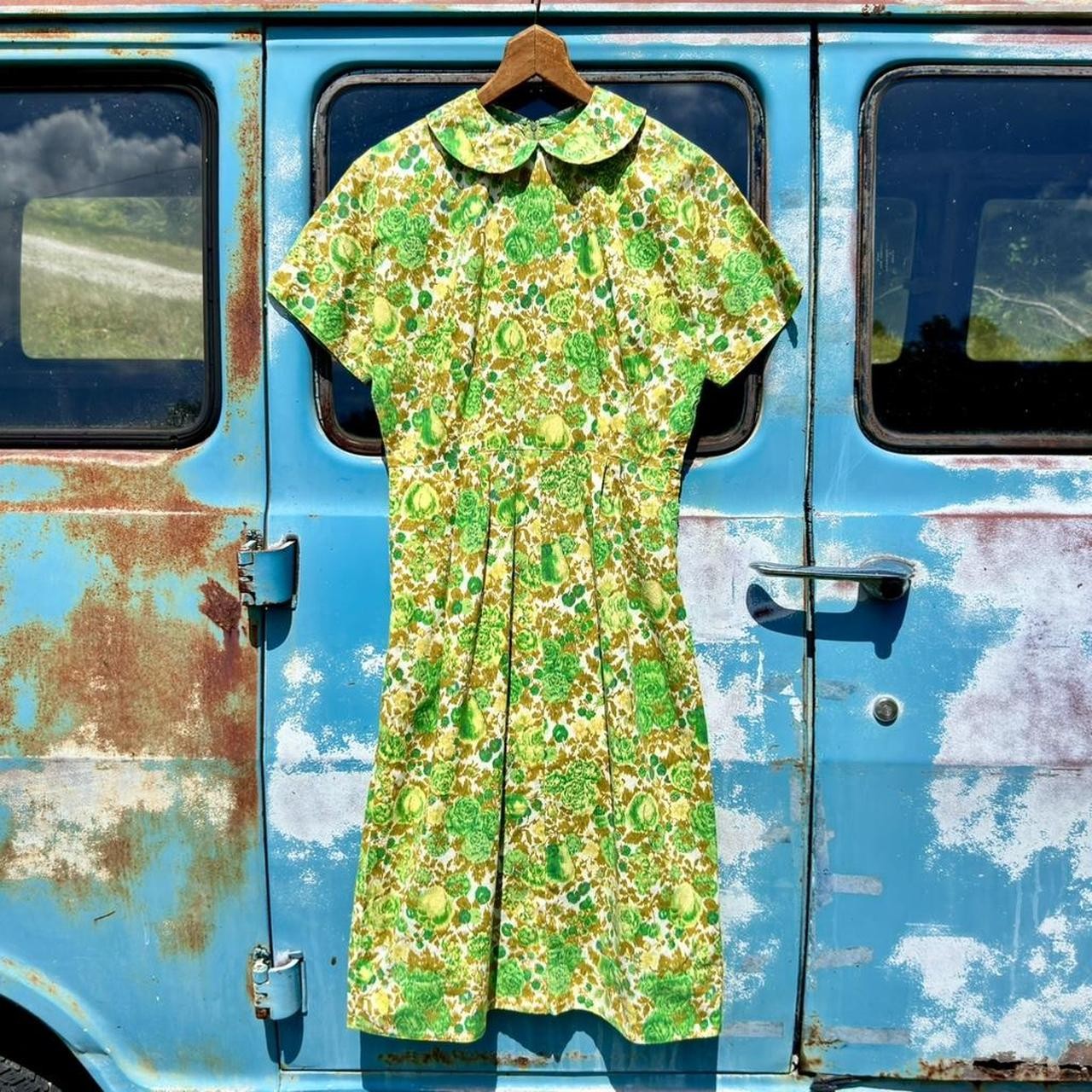 60s mod green cotton day dress magyar sleeve underarm gusset peter pan collar