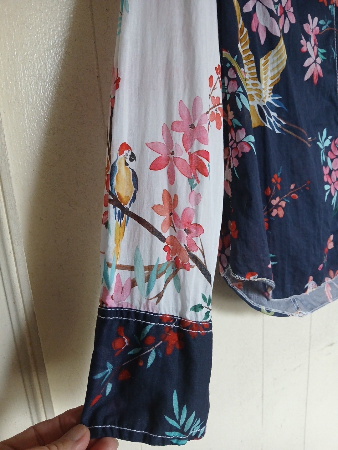 Cino Floral Botanical Bird Print Button Down Blouse Tab Sleeve 100% Cotton Sz M