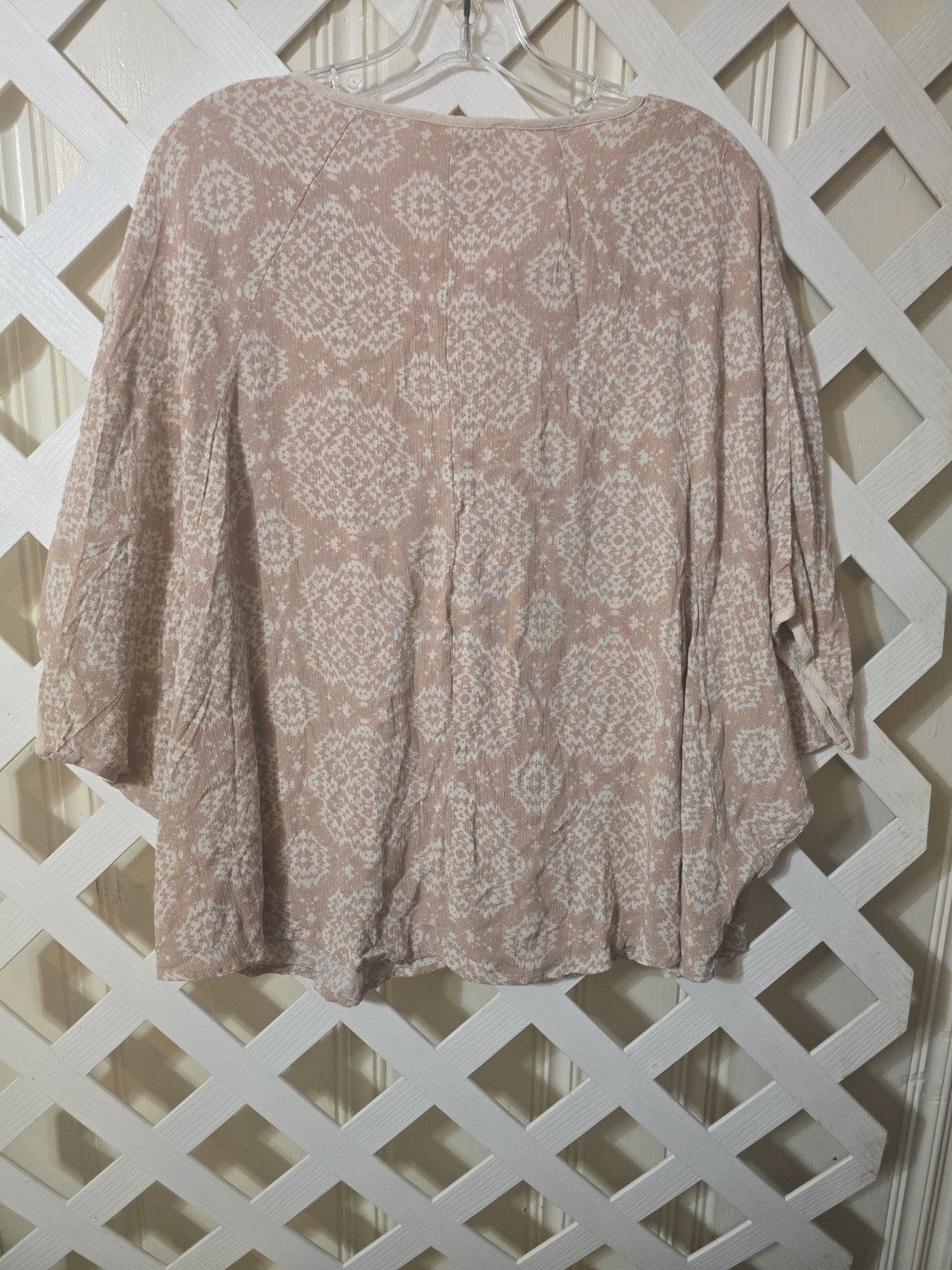 Lovestitch Womens Size Large Batwing Sleeve Top