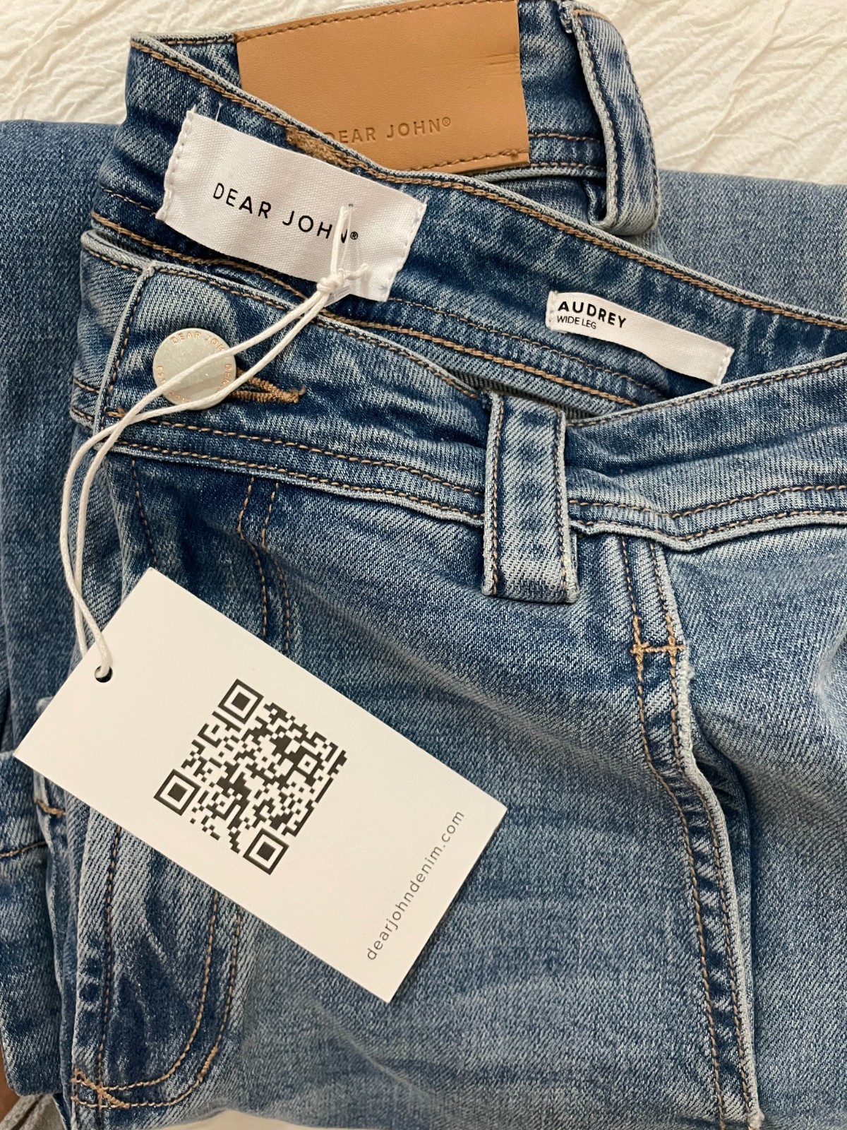 Dear John Audrey Wide Leg Jean Denim Cotton Surfwind Size 27 NWT Retail $105