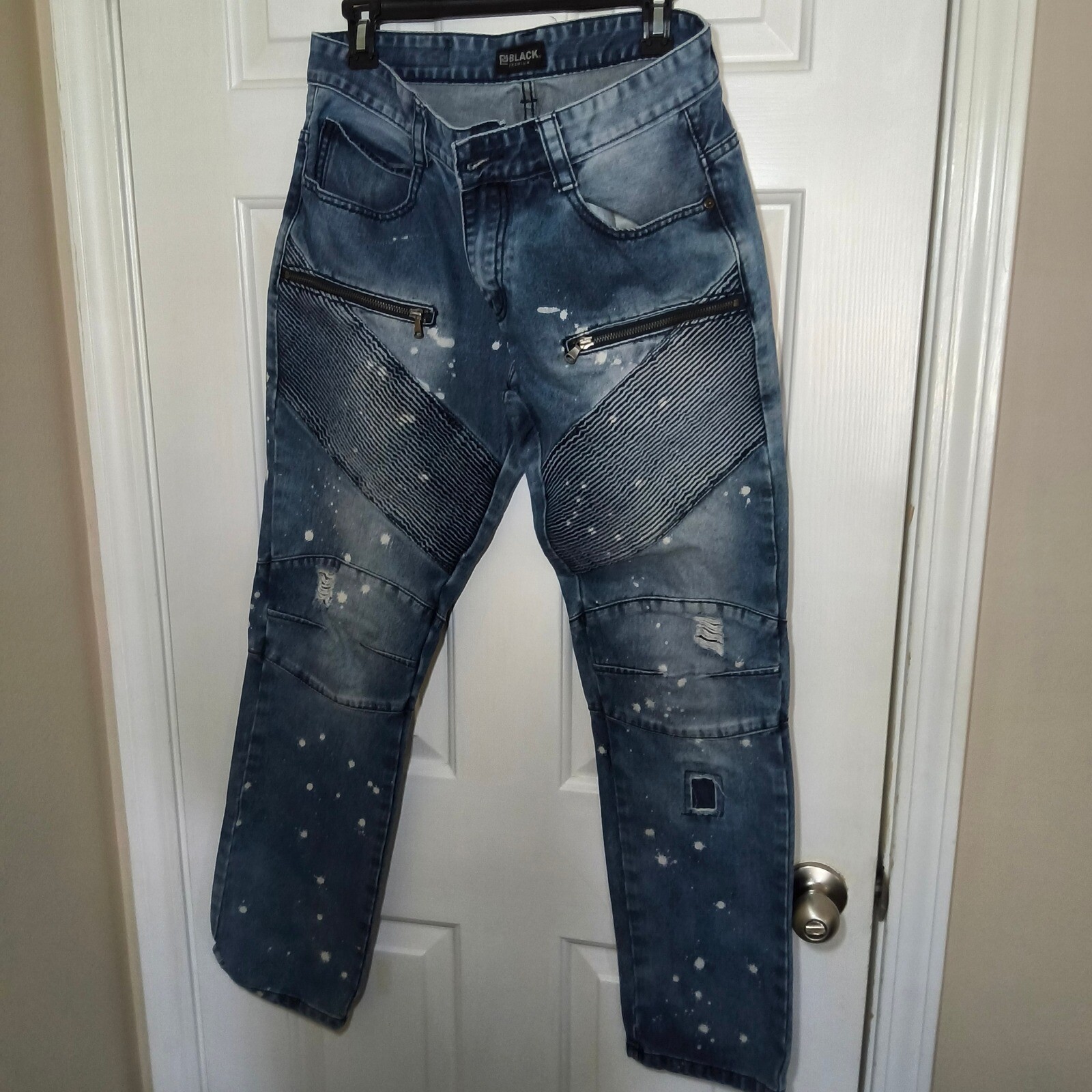 BBLACK Premium Moto Jeans Distressed Paint Splatter Zippers Blue Denim