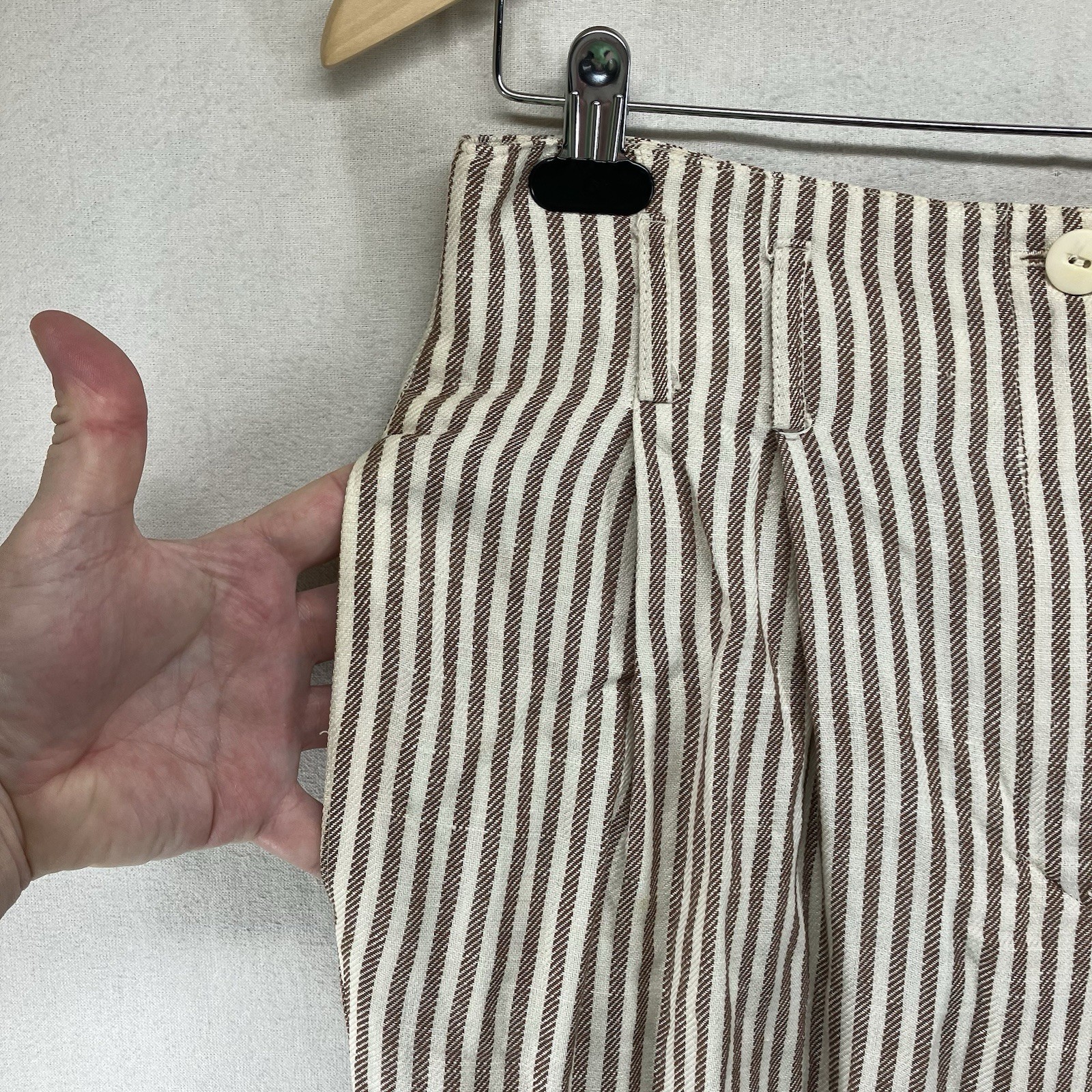 Vintage Women’s Linen Blend Paper Bag Waist Pleated Pants Beige Brown Striped 12