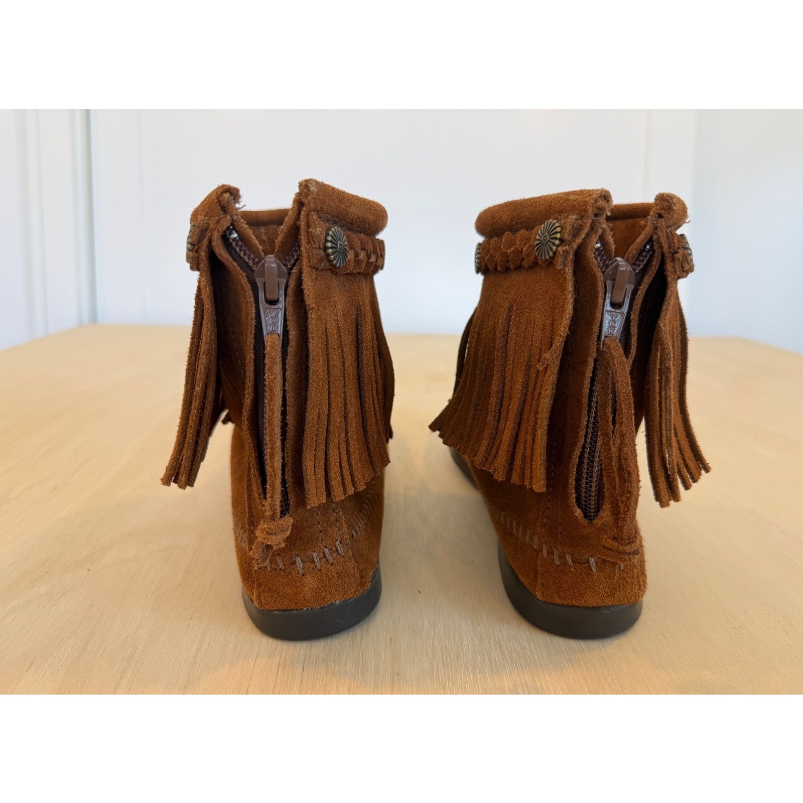 Minnetonka Fringe Suede Ankle Boots Brown Western Boho Festival Coastal Cowgirl9