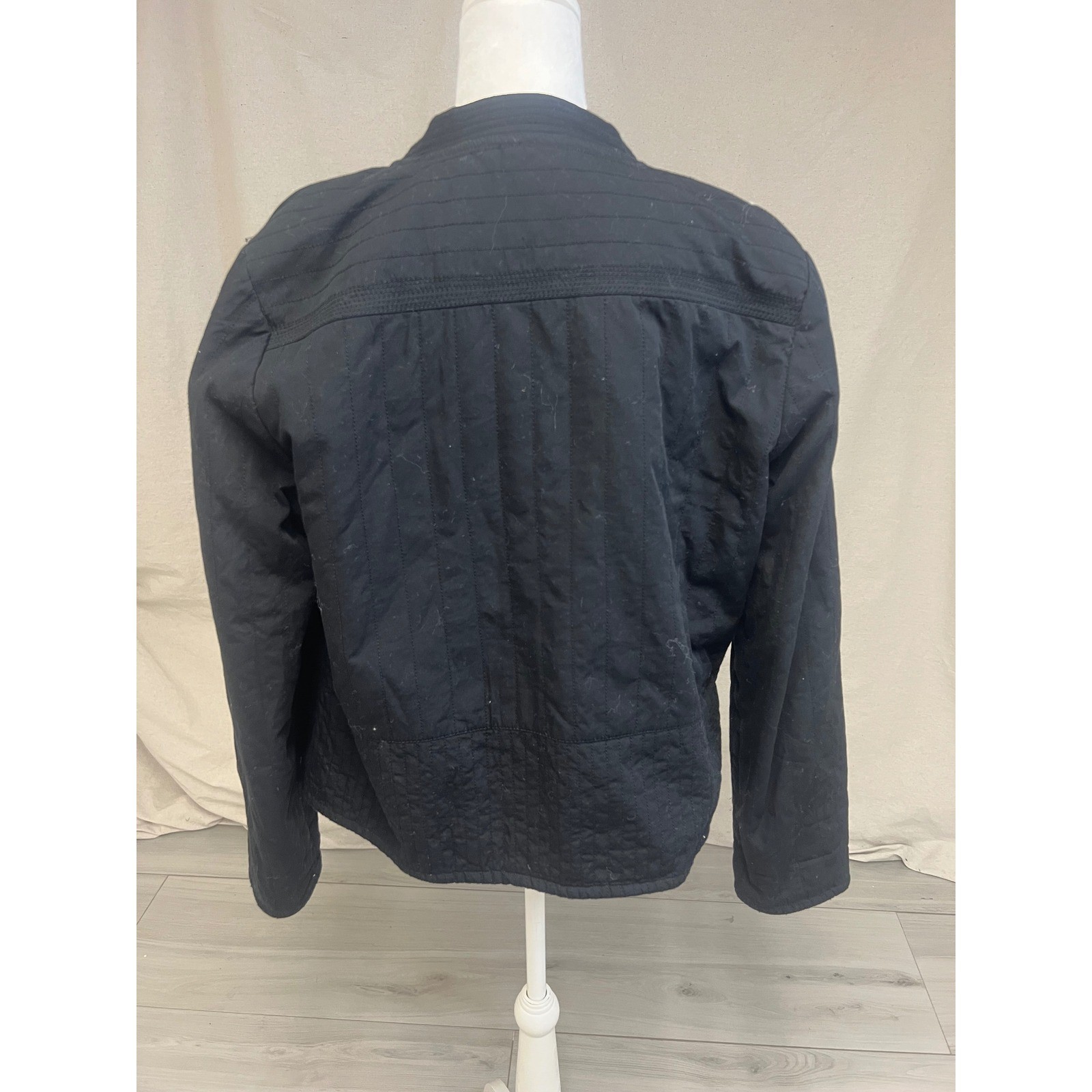 Reversible Quilted Jacket Cream Black Button Front Neutral Utility Office