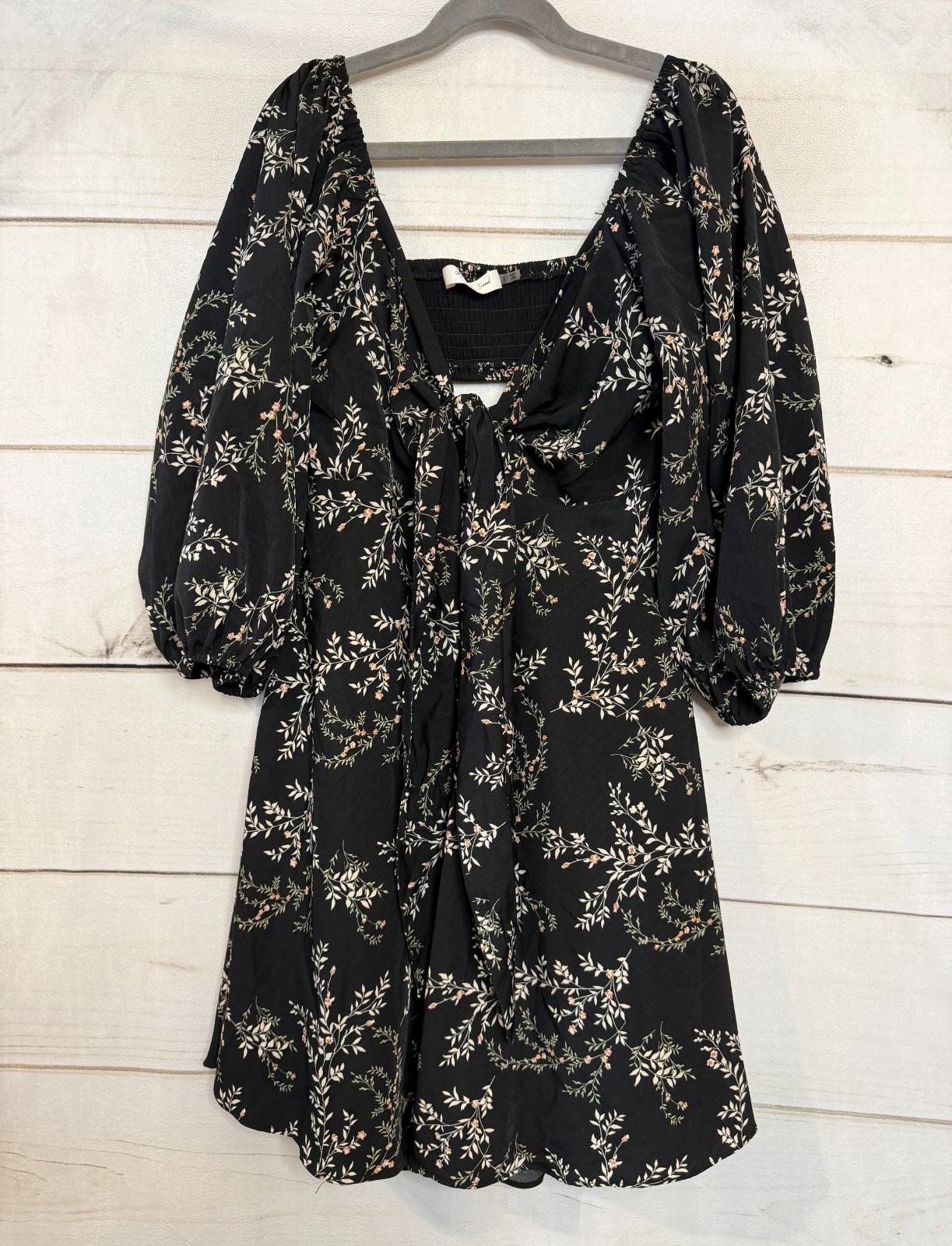 Mustard Seed Dress Size LG Black With Floral Print Tie Front Cut Outs Boho Chic