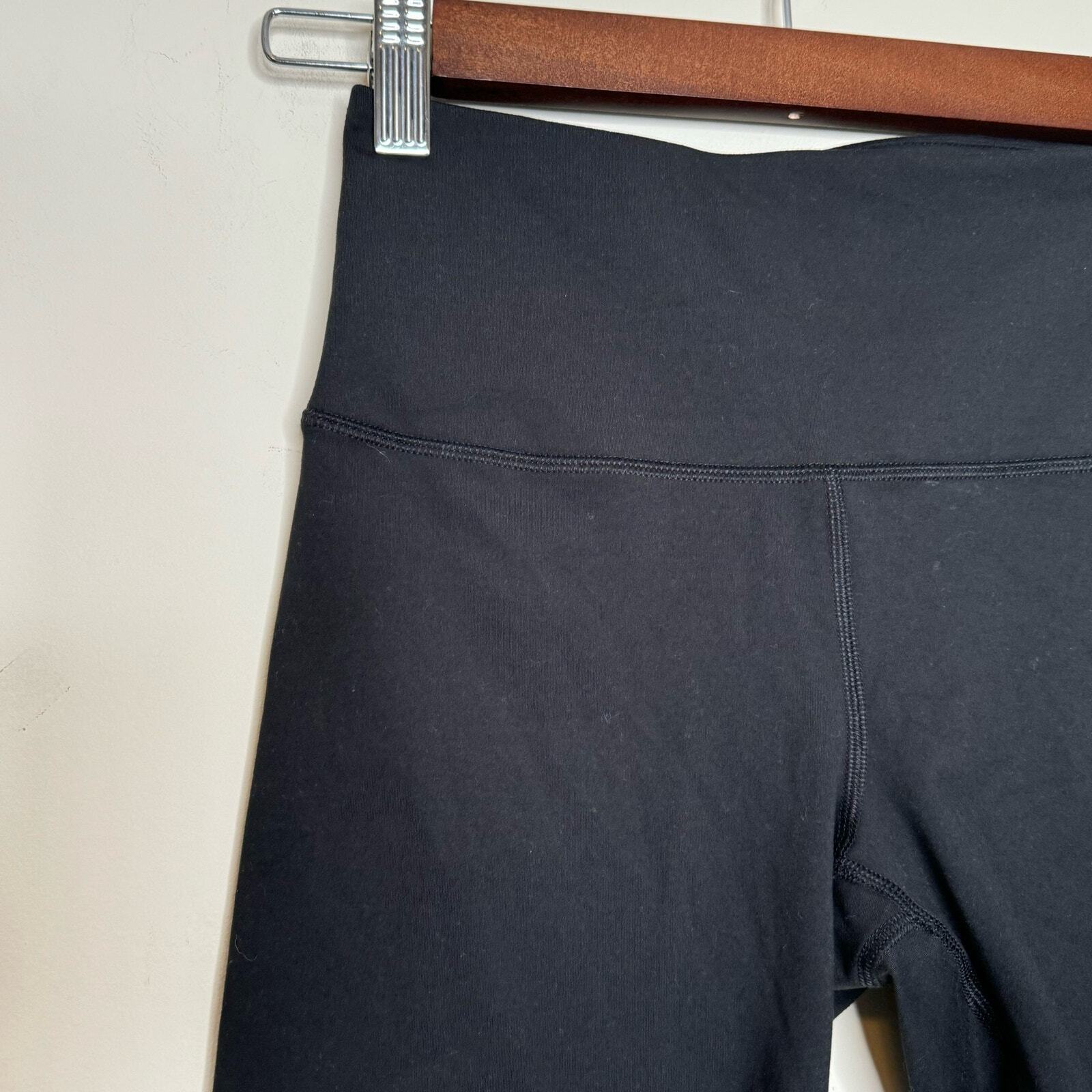 Yogalicious Lux Black Everyday 7″ Short NWOT Womens Size XS