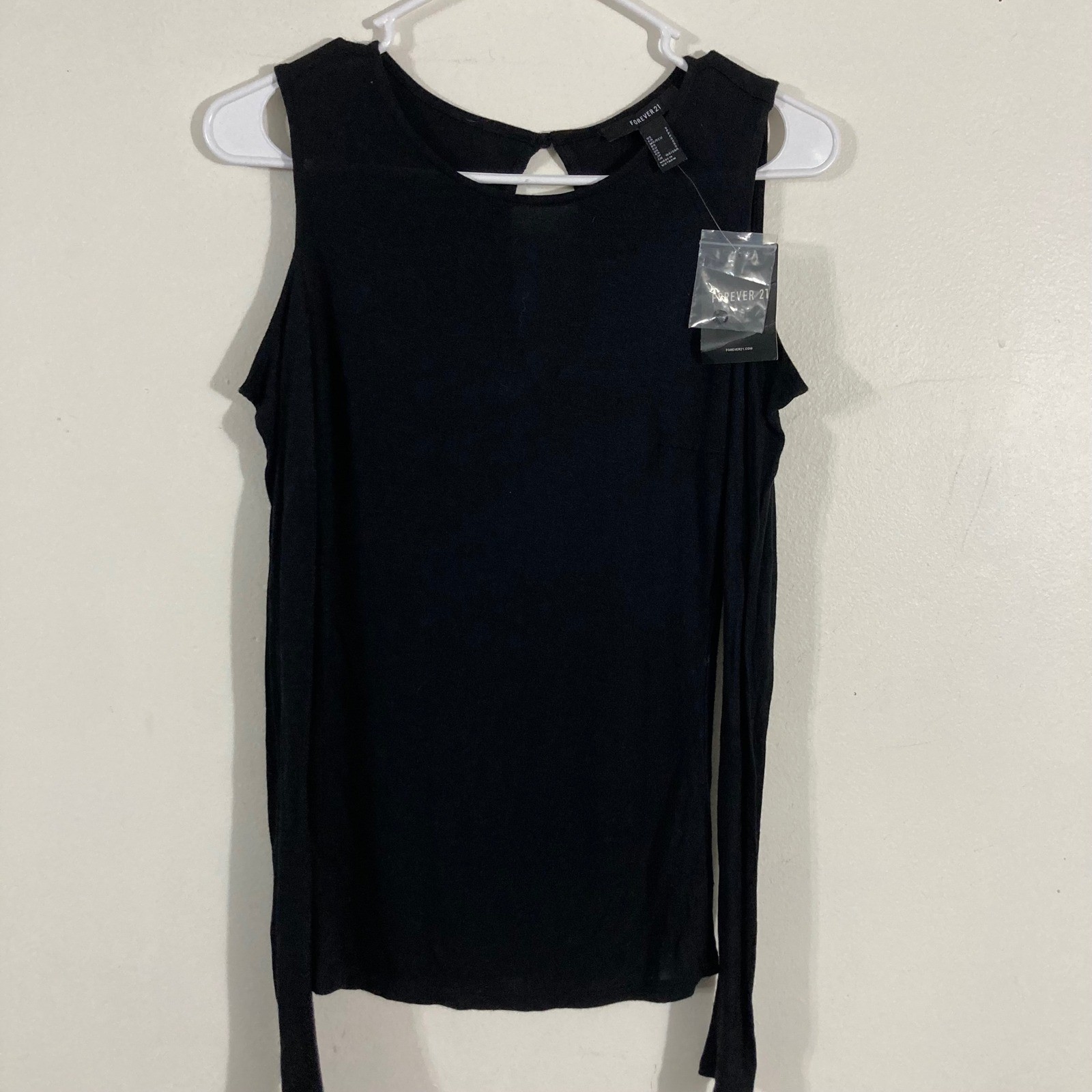 Forever 21 Cold Shoulder Top Womens S Black NEW Rayon Keyhole Back Long Sleeve
