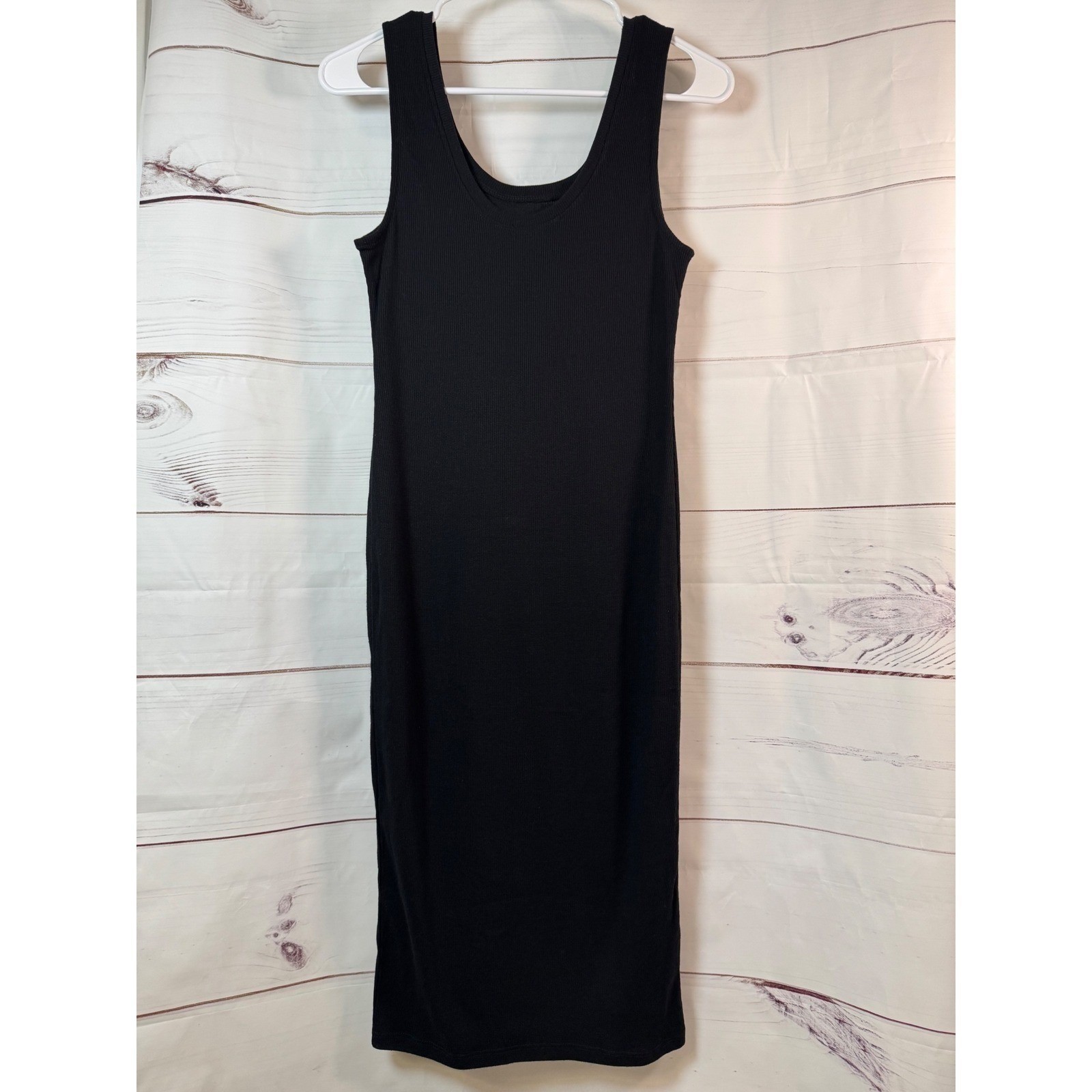 Ambiance Black Sleeveless Ribbed Midi Dress / Size Small / Sku0105