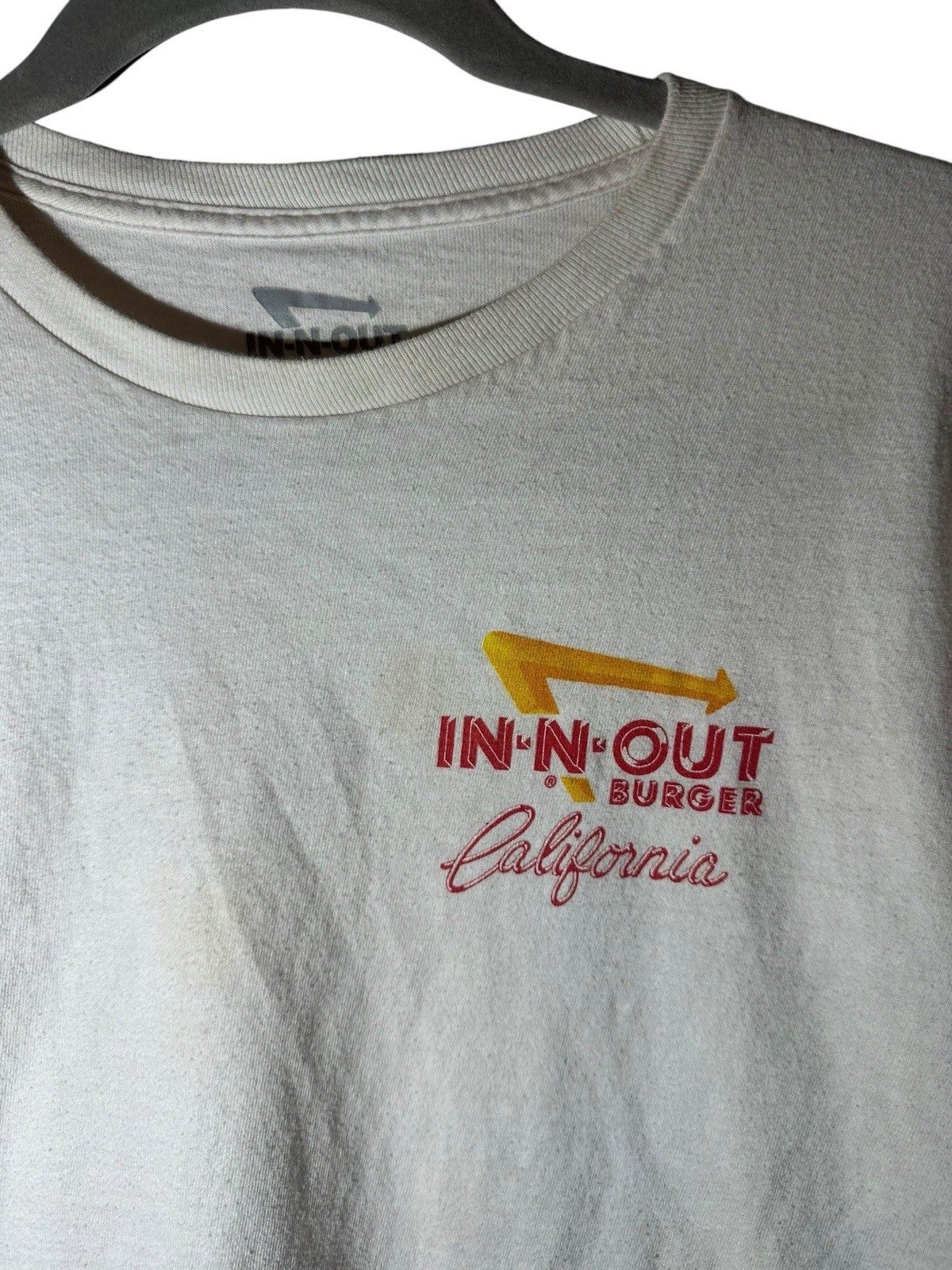 In-N-Out Men’s T-Shirt Size M White Burger California Classic Cars Graphic Tee