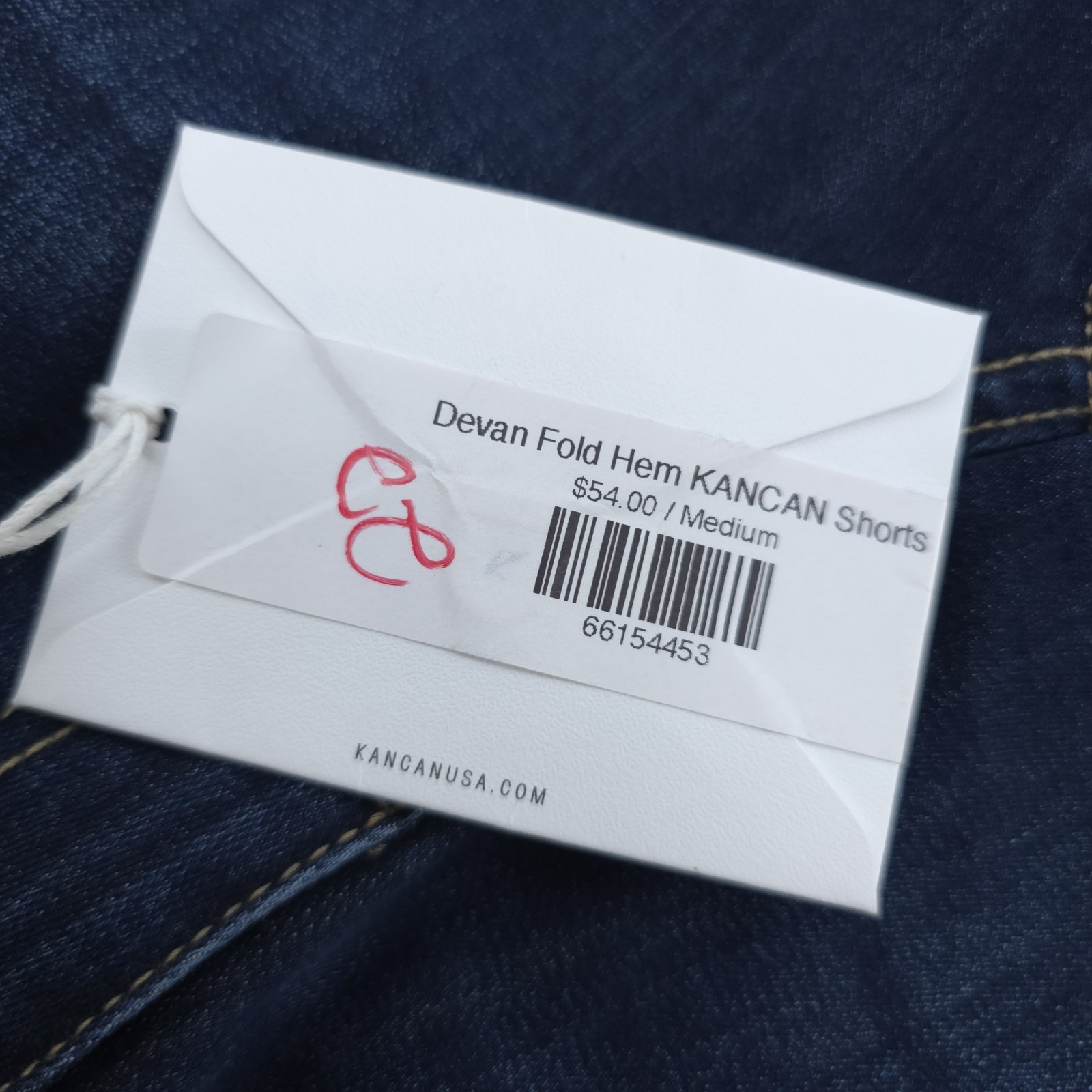 Kancan Shorts M 27 Mid Rise Bermuda Cuffed Blue Dark Wash Stretch 6 Inch Inseam