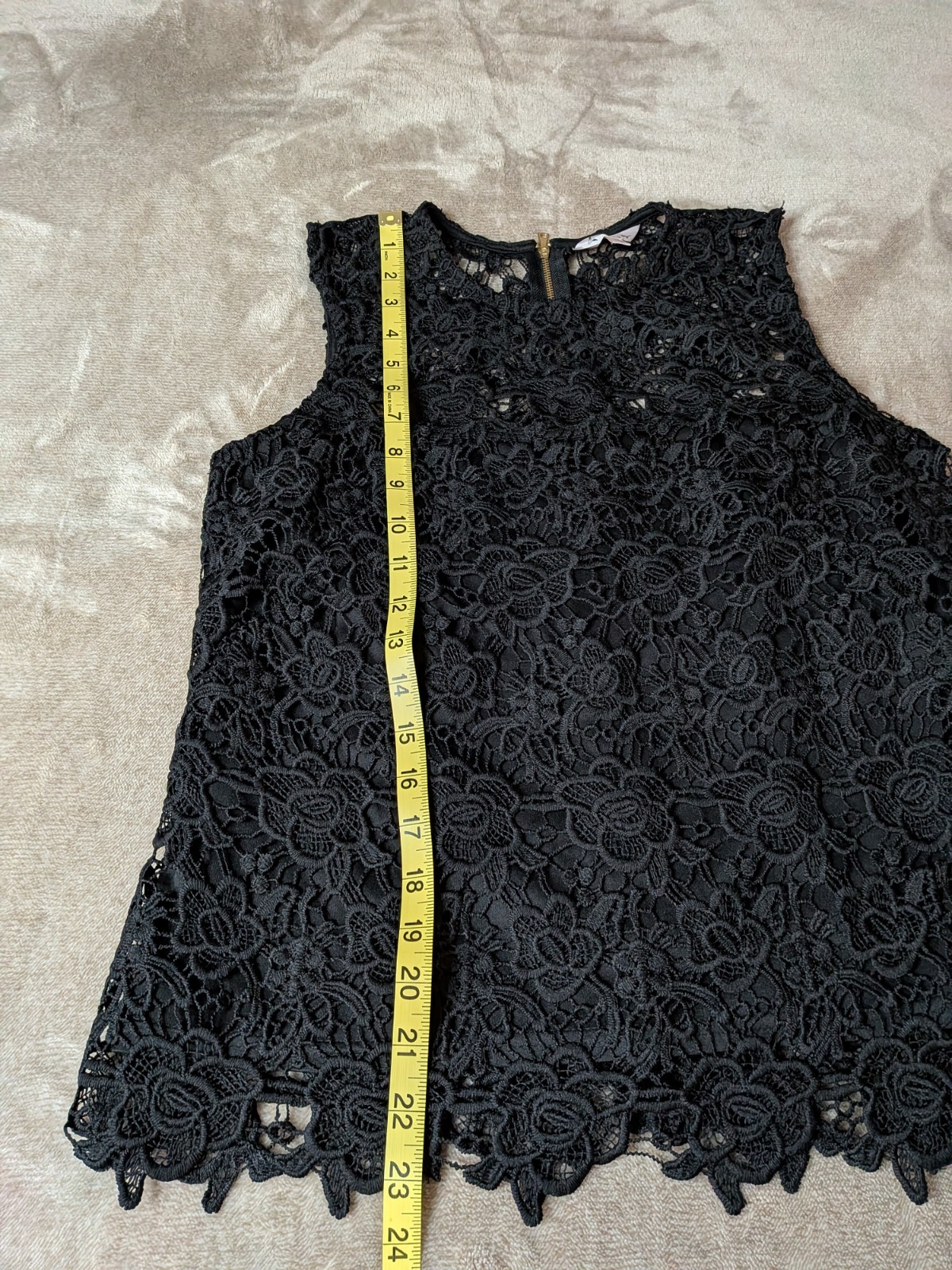 Nanette Lepore Black Floral Lace Sleeveless Round Neck Top Full Zip Back