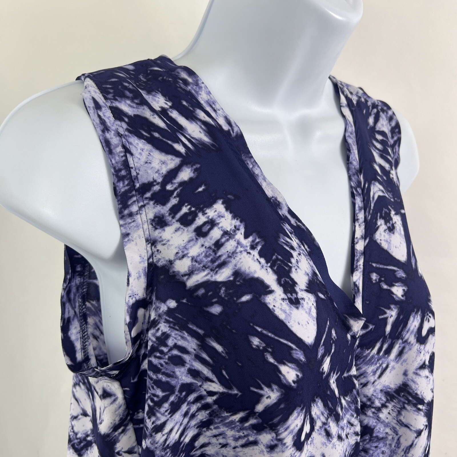 Simply Vera Vera Wang Blouse Women’s XS Sleeveless Hi/Low Purple Tie Dye Chiffon