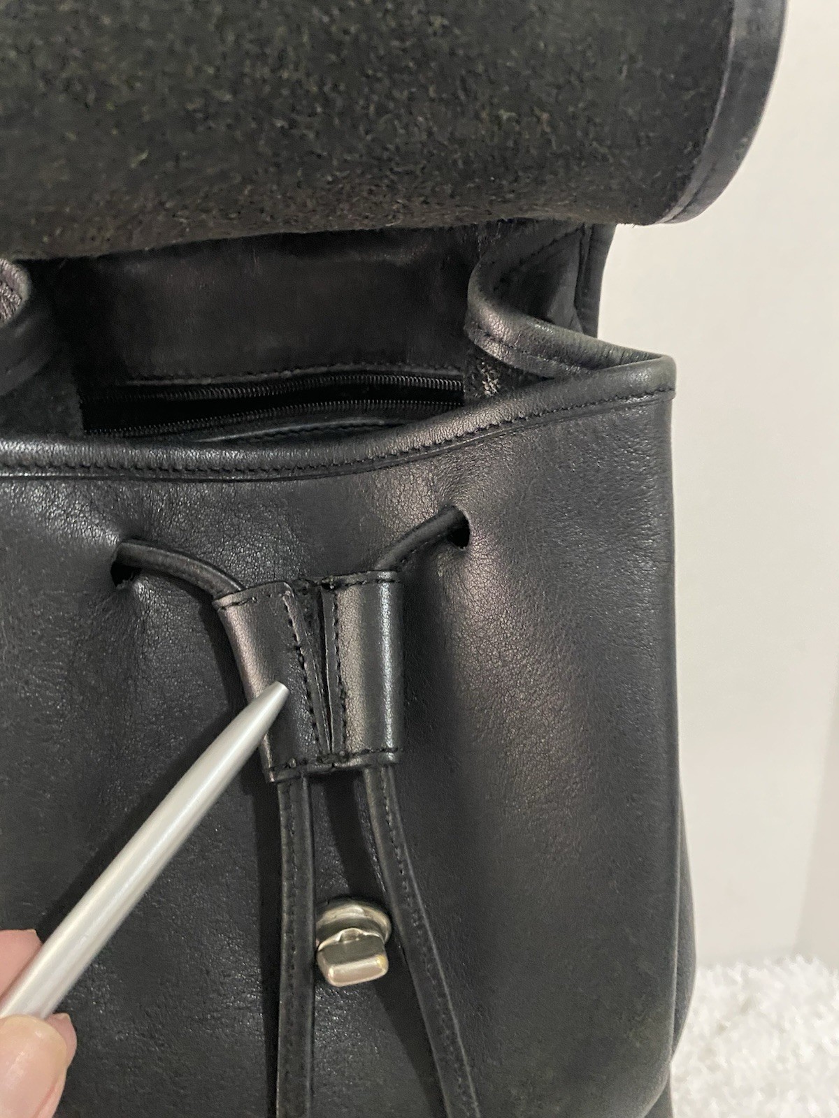 Coach Vintage Leather Daypack Backpack 9960 Black Small Costa Rica READ FLAWS