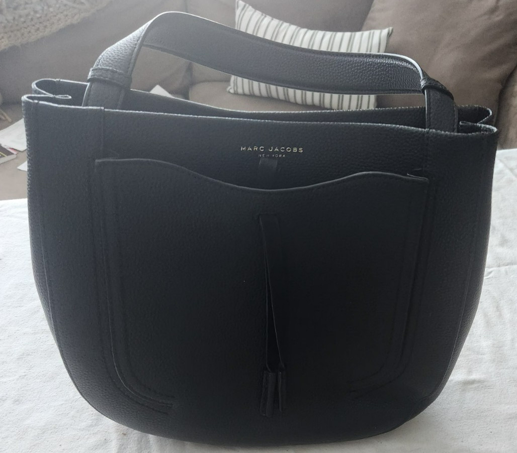 Marc Jacobs Maverick Handbag pebbled leather texture curved top edge with tassel