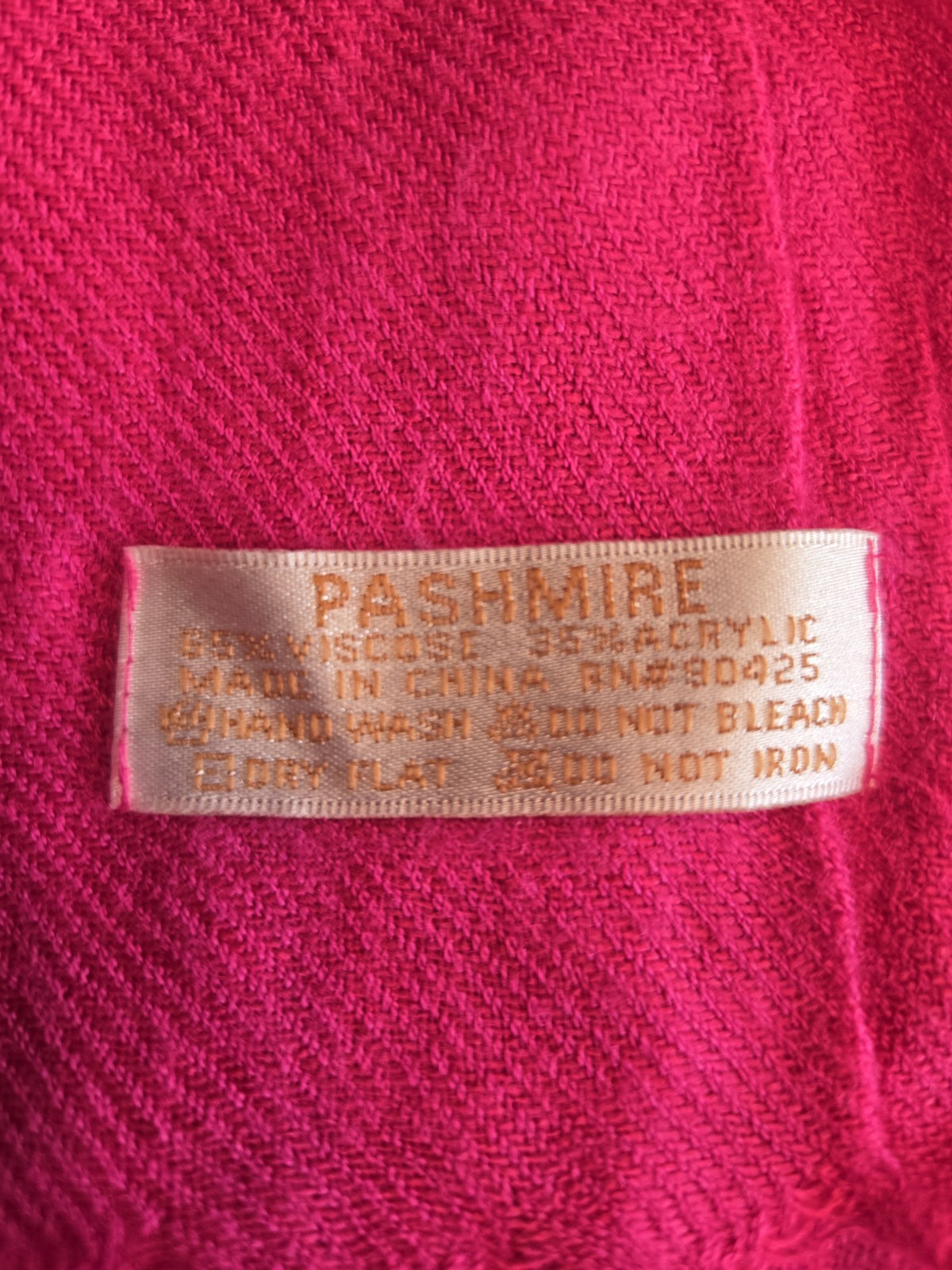 Women’s Pink Pashmina Shawl Wrap Scarf Perfect For Any Day
