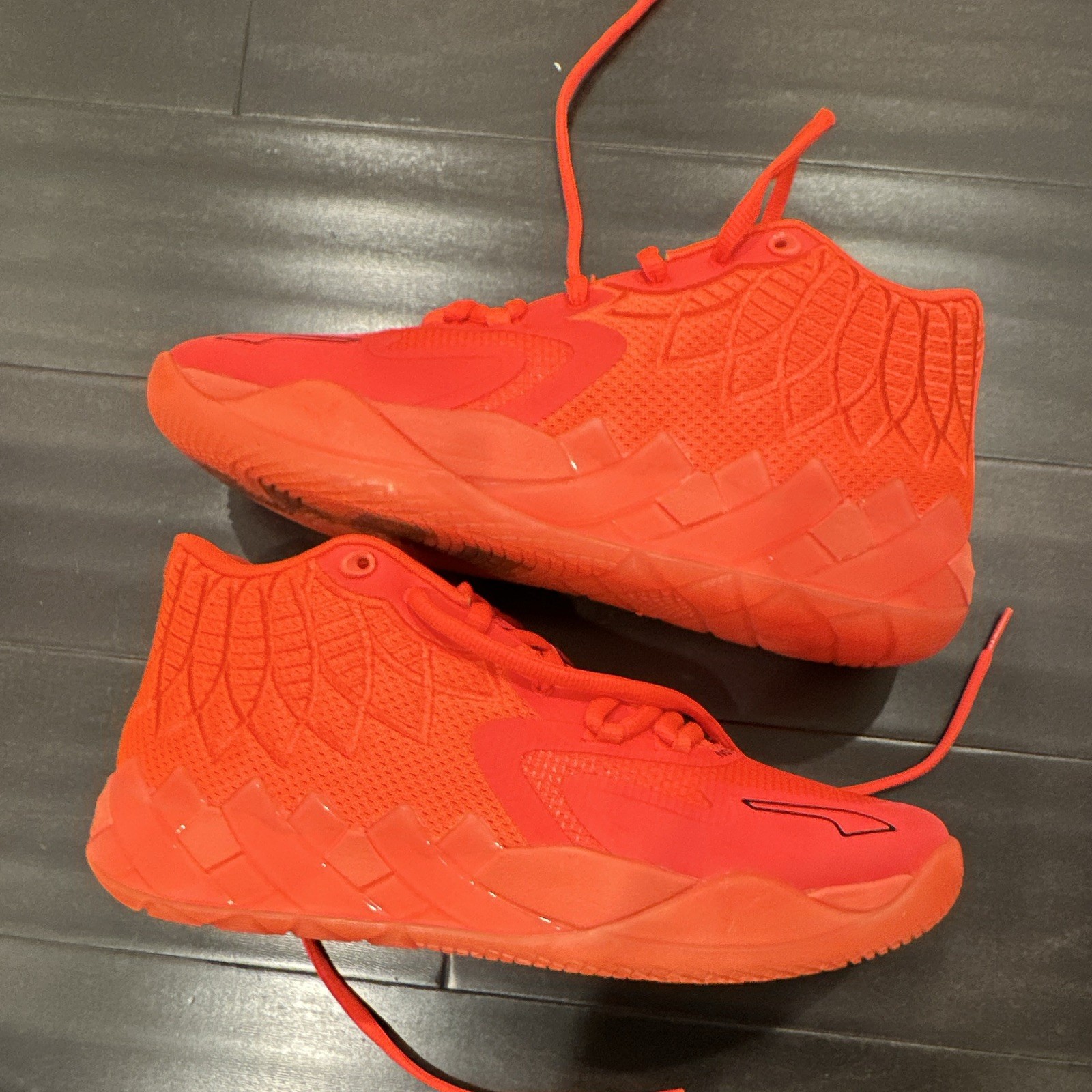 Lamelo Ball PUMA MB.01 Red blast fiery RedMid Top Basketball Sneakers size 12
