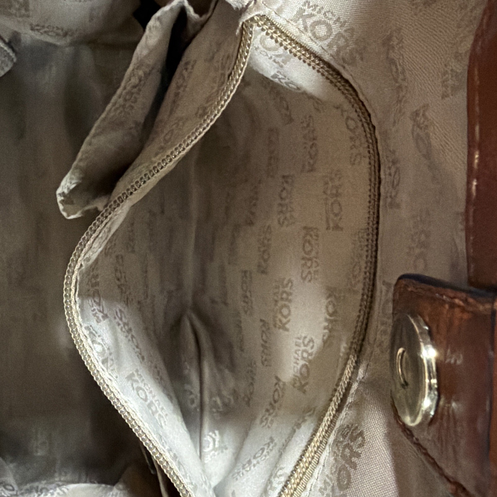 MICHAEL KORS MK Logo Drawstring Handbag