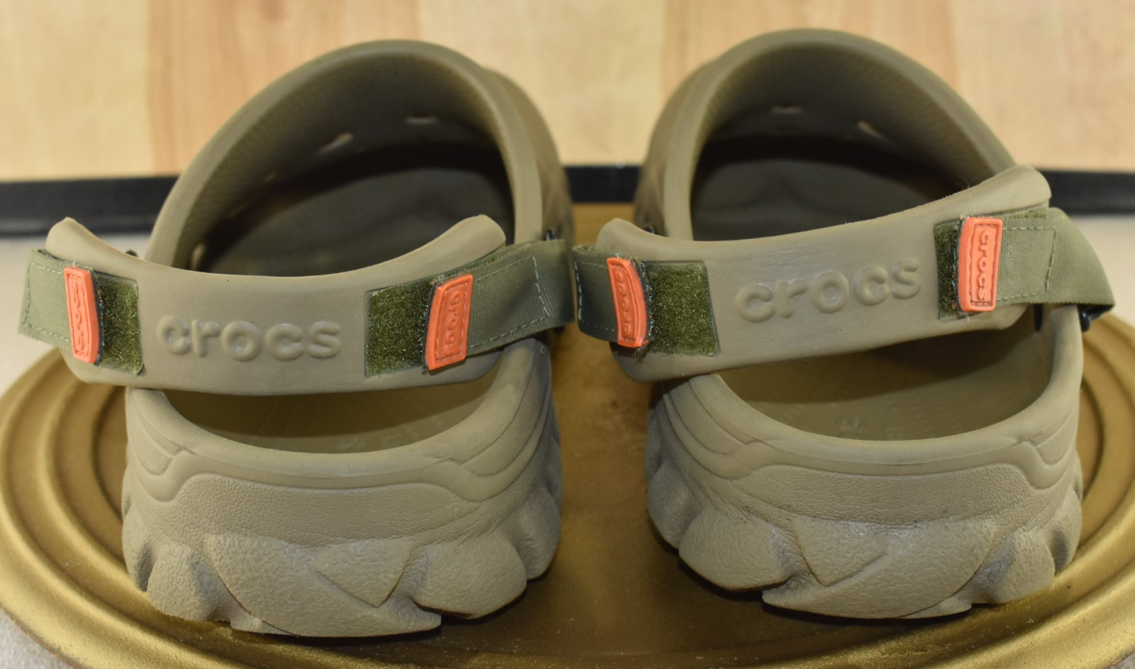 Crocs Offroad Men Clogs Size 11 Brown Slip-On Round Toe Lightweight Comfort