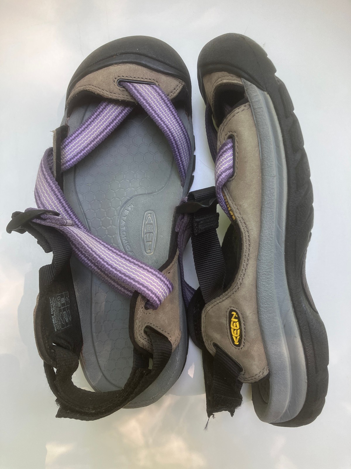 KEEN Women’s Zerraport II Trail, Boating, Hiking, Closed Toe Sandal, Size 9