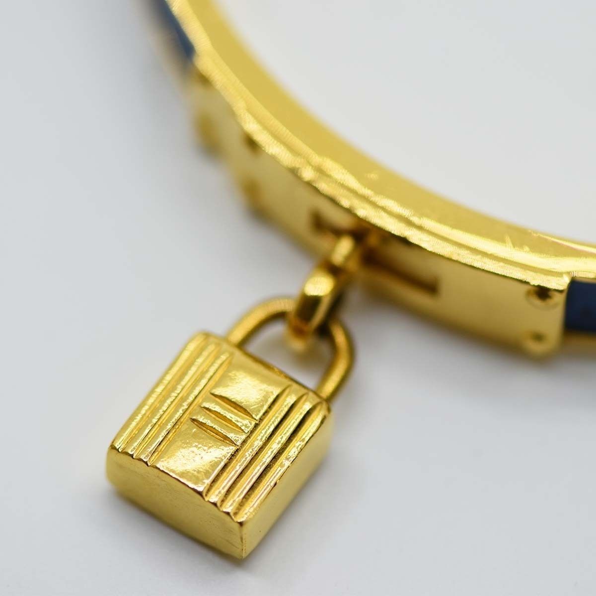 HERMES Kelly Bangle Courchevel Leather Blue Gold Hardware 7.5mm Pre-owned