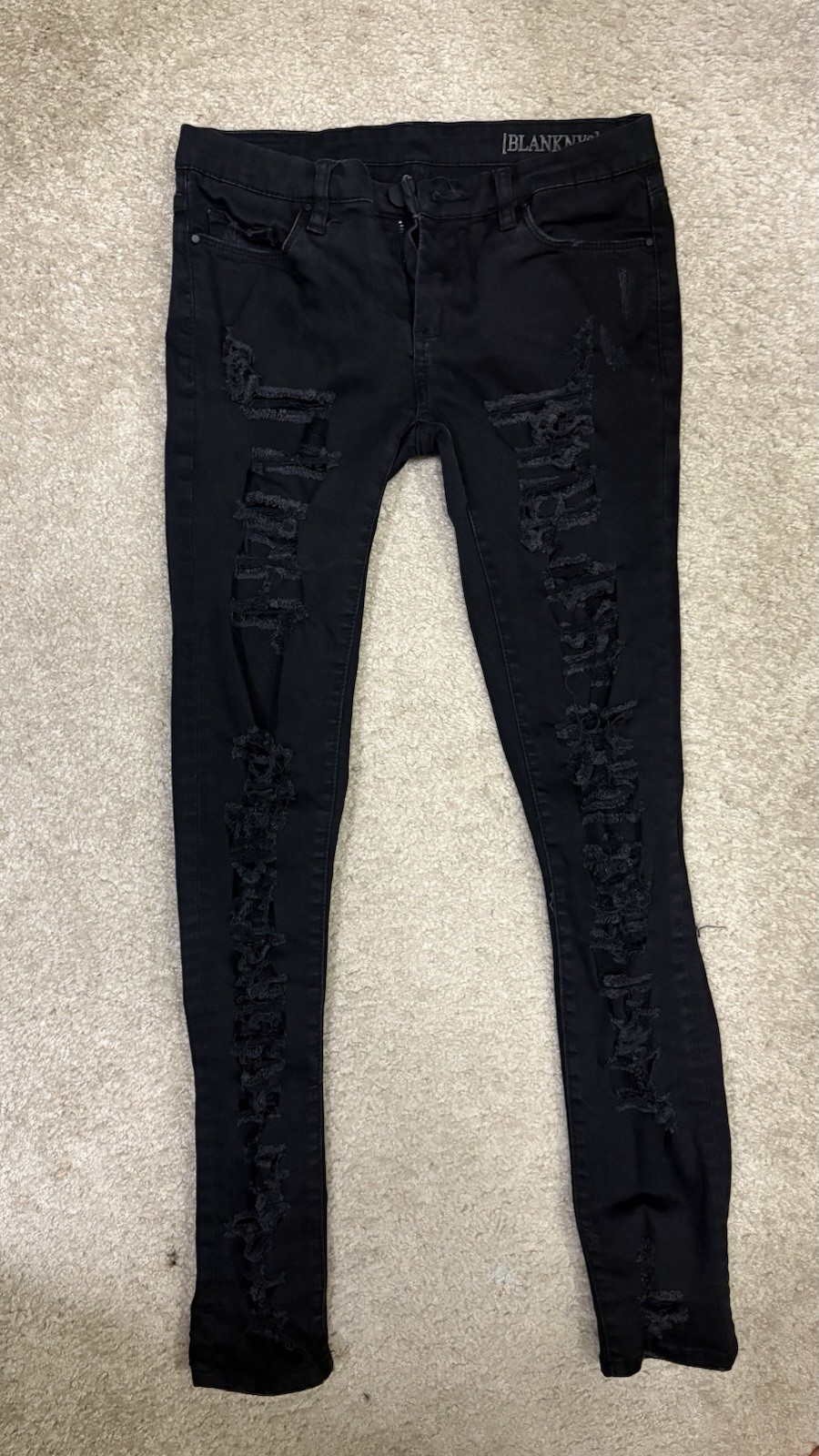 BLANKNYC Black Heavily Distressed Ripped Skinny Jeans 🖤 Size 27