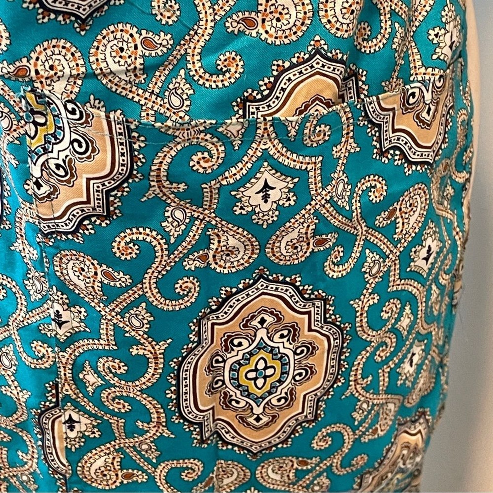 Vera Bradley Turquoise and White Paisley Cotton Apron
