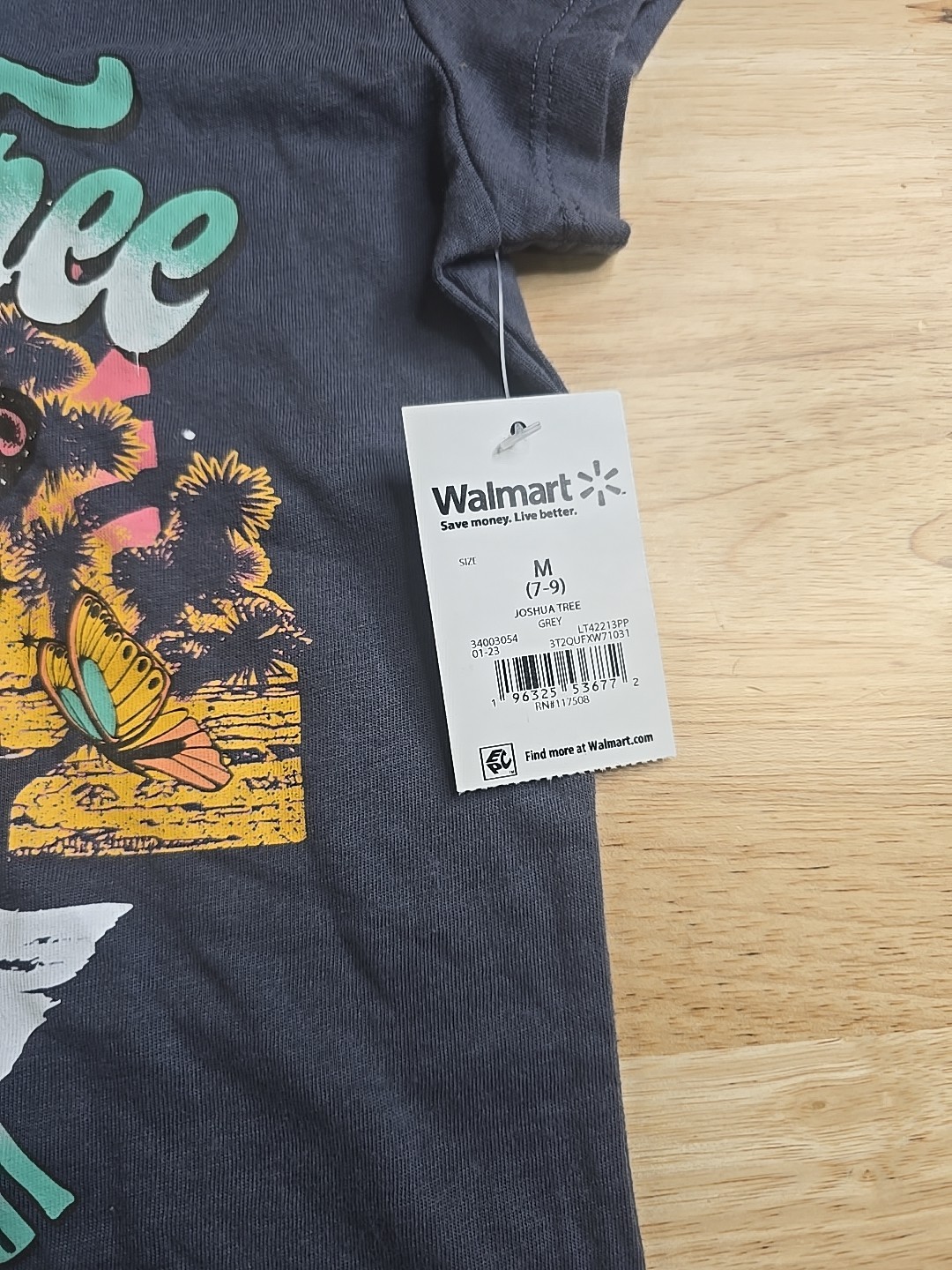 Wound Up Womens Joshua Tree Butterfly California T-shirt Size Medium (7-9) NWT