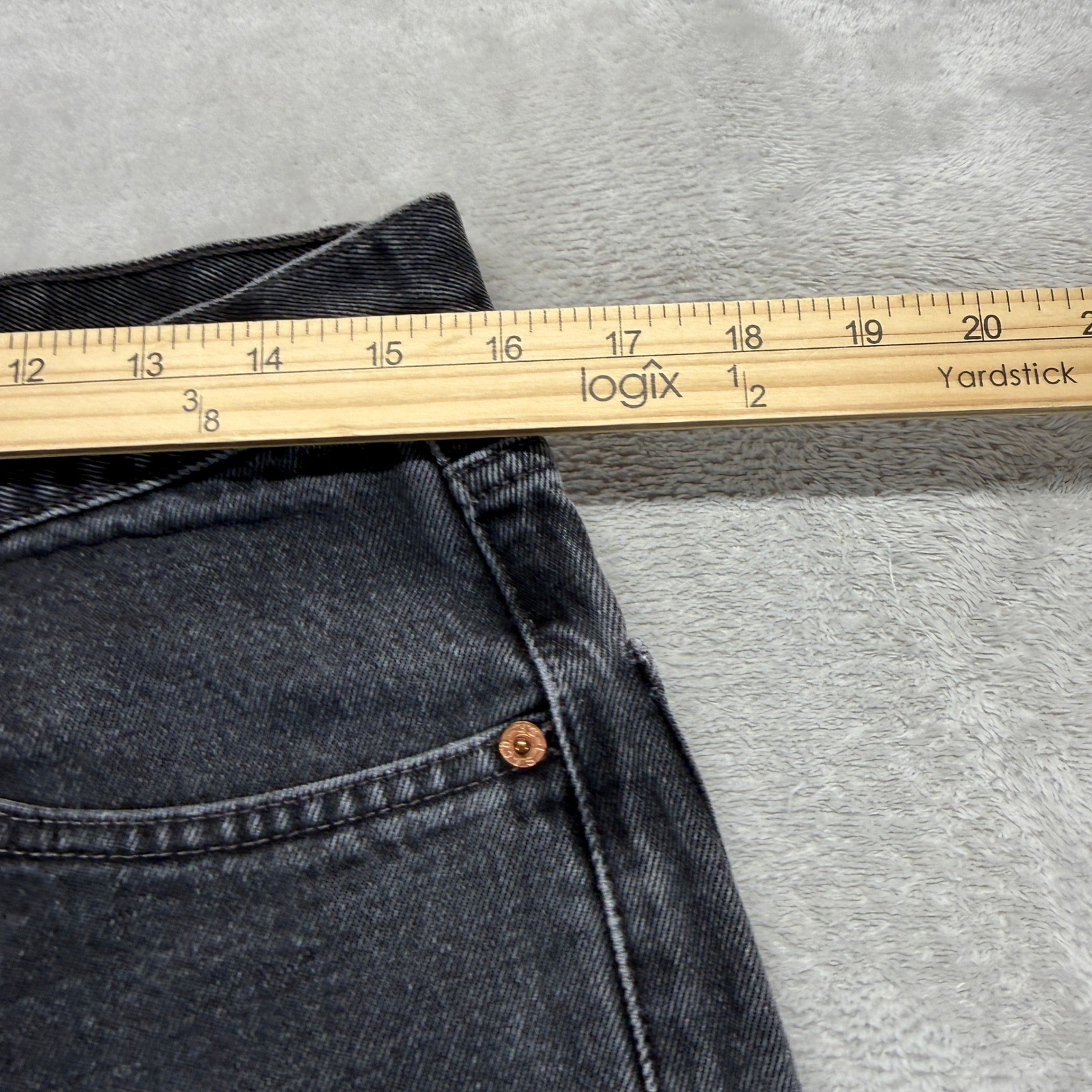 Vintage Levi’s 550 Jeans Mens 34×34 Black Relaxed Fit Tapered Leg 90s Streetwear