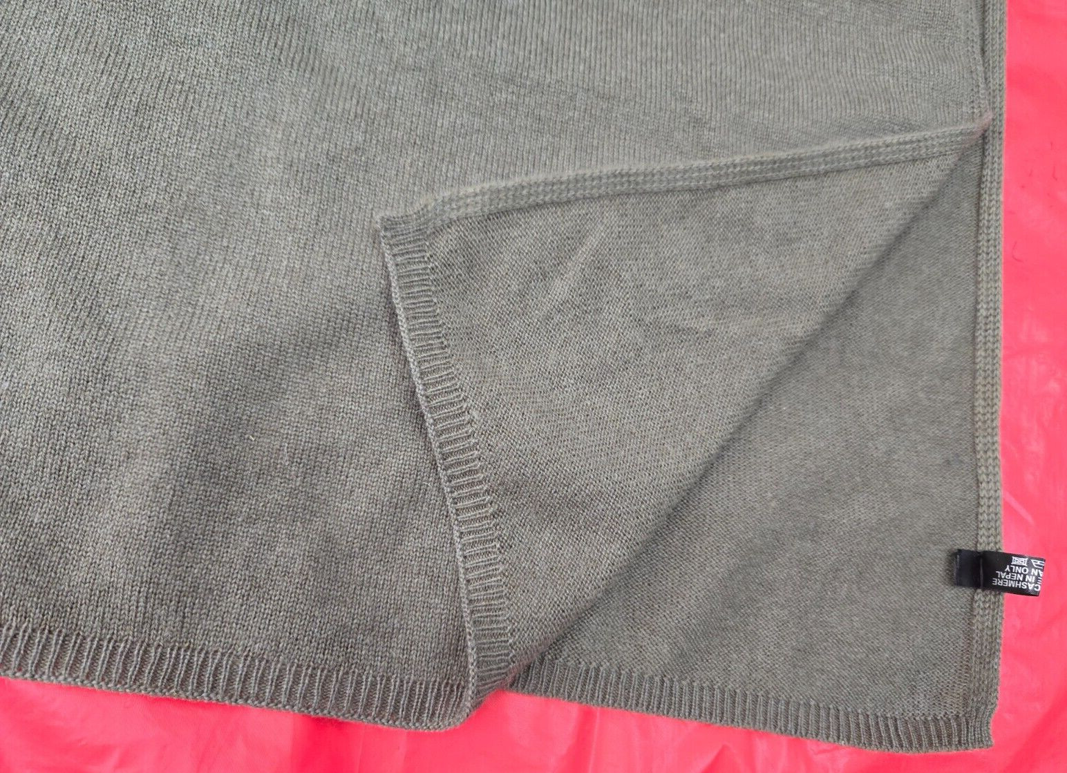 Exclusive Cashmere Shawl Wrap 78 x 26.5″ Green Knitted Handmade in Nepal