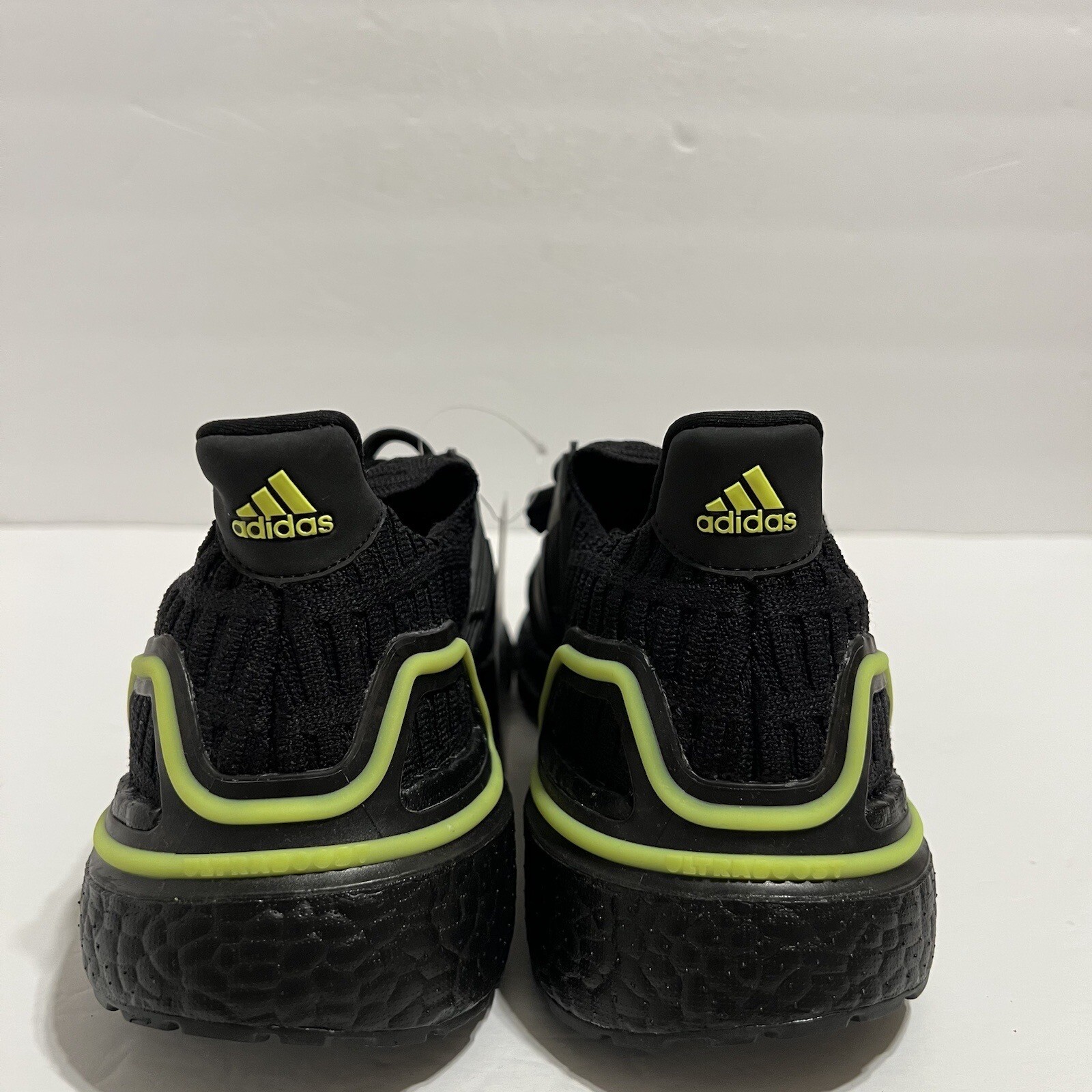 Adidas Ultraboost CC_1 DNA Core Black Running Shoes Men’s Sz 8 Sneakers GX7812