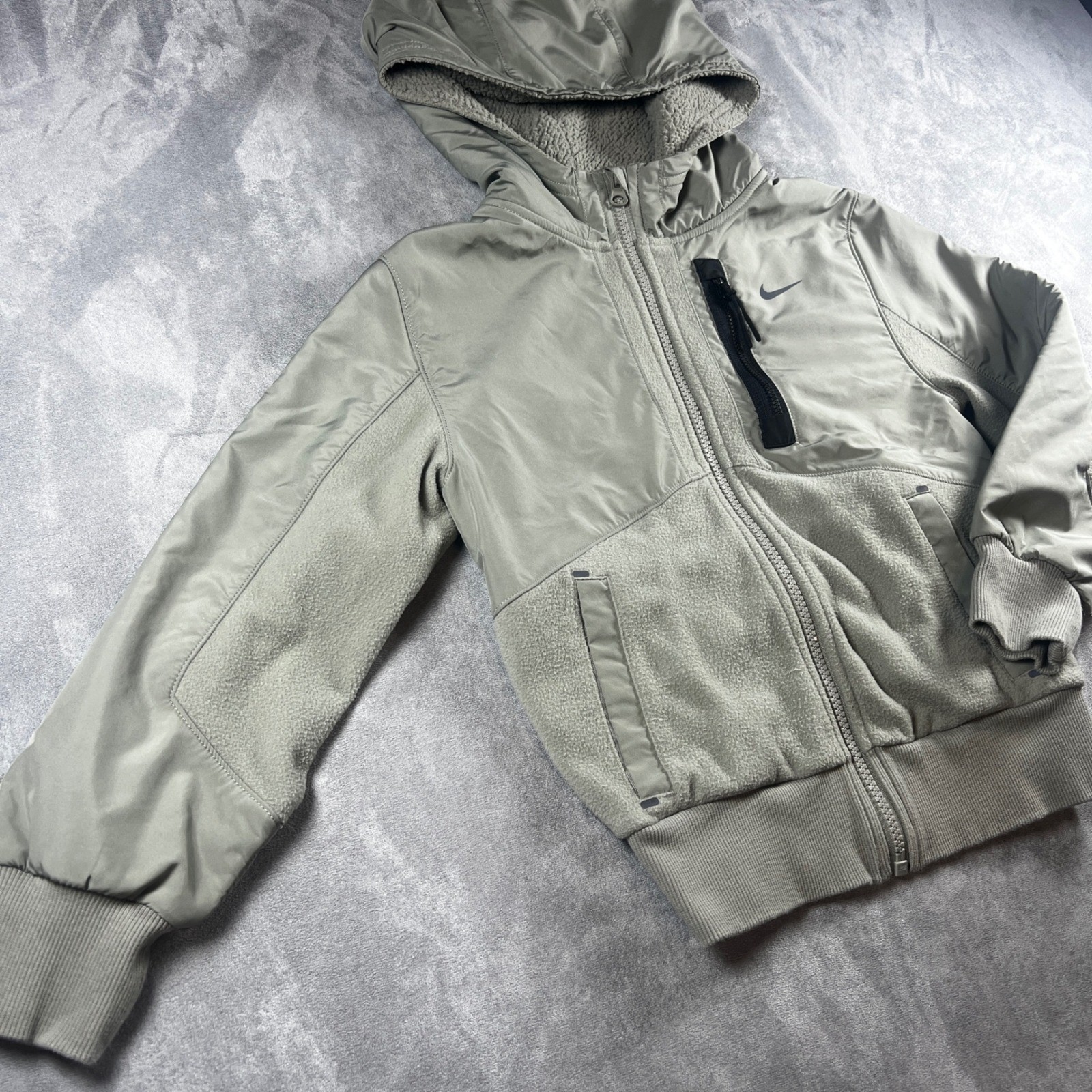 Nike City Utility EasyOn Therma-FIT Jacket Youth Small Green Full Zip Hooded