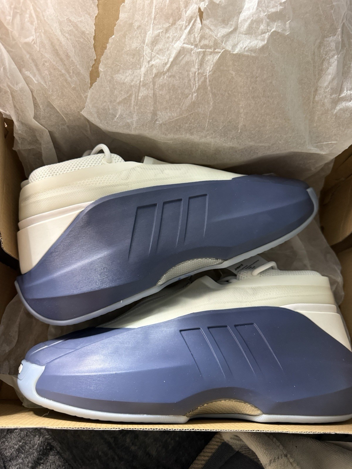 adidas Crazy IIInfinity Low Top Sneaker size 8.5M