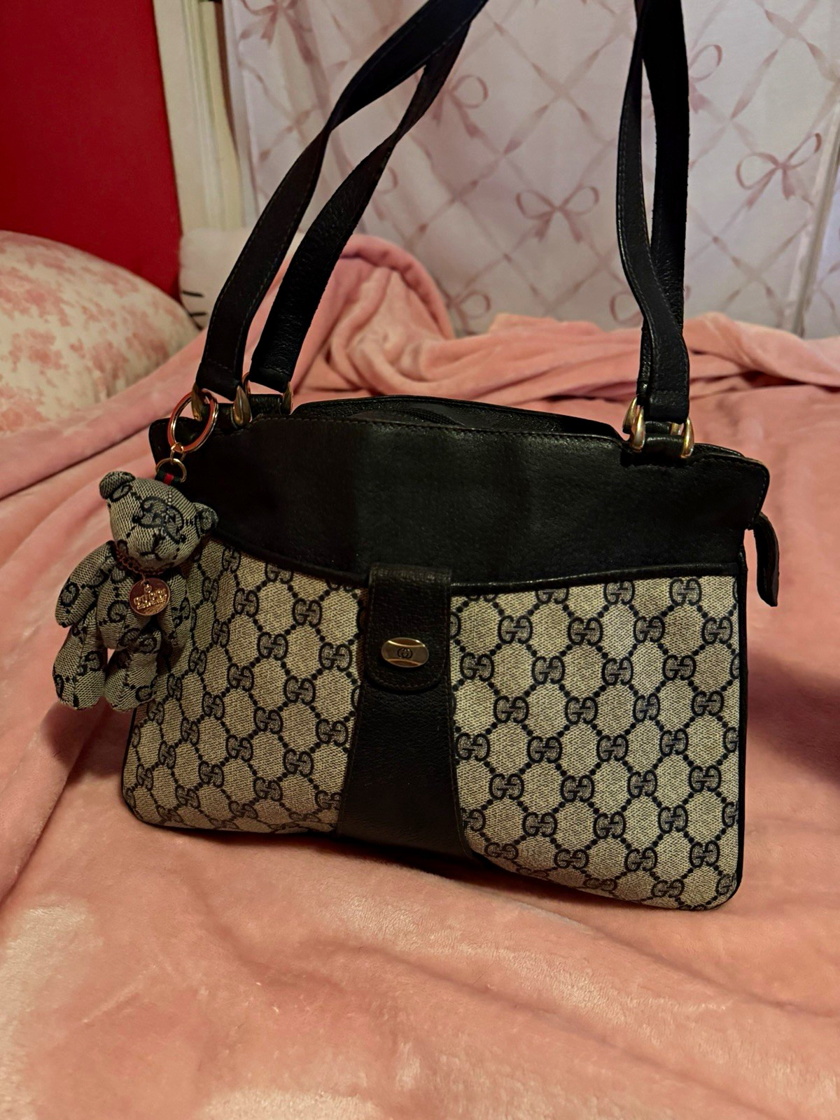 Gucci GG Pattern Beige blue Shoulder Bag Zip Top Double Handles Bear Charm