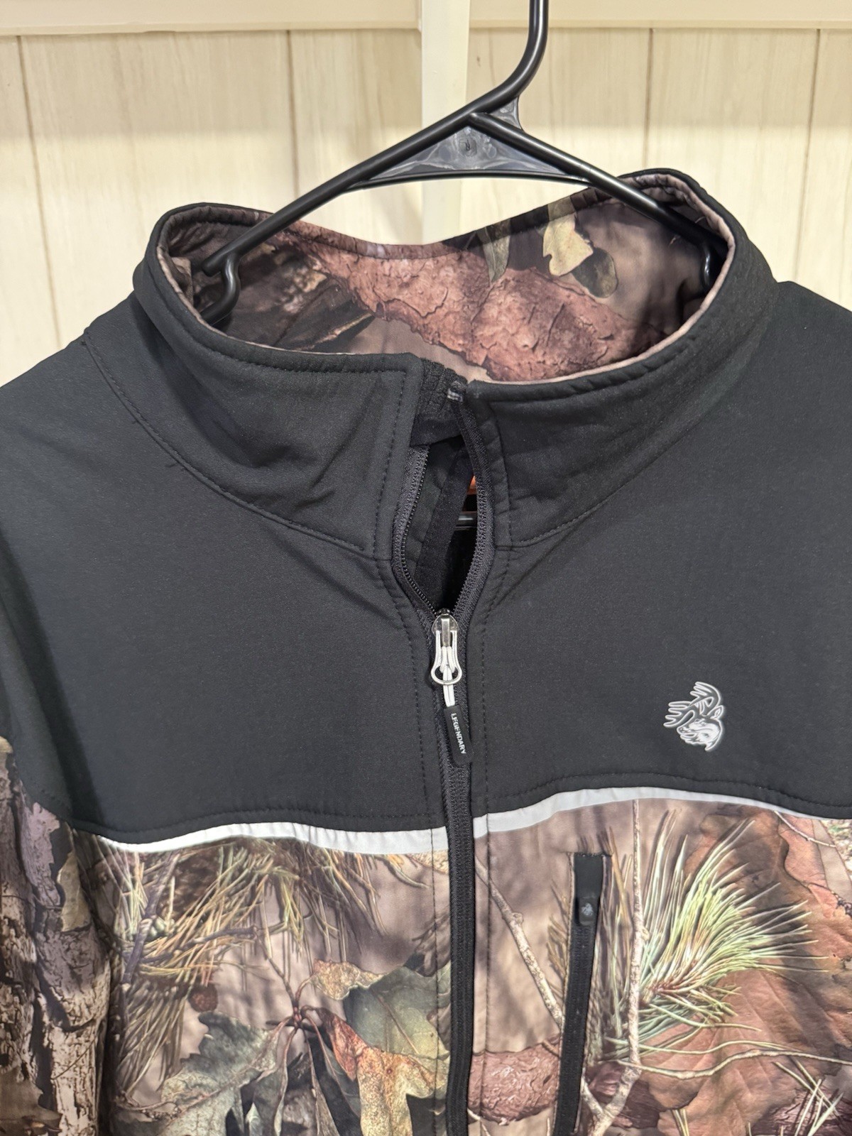 Legendary Whitetails 2XT Men’s Long Sleeve Light Jacket Shirt Camo Hunting Zip