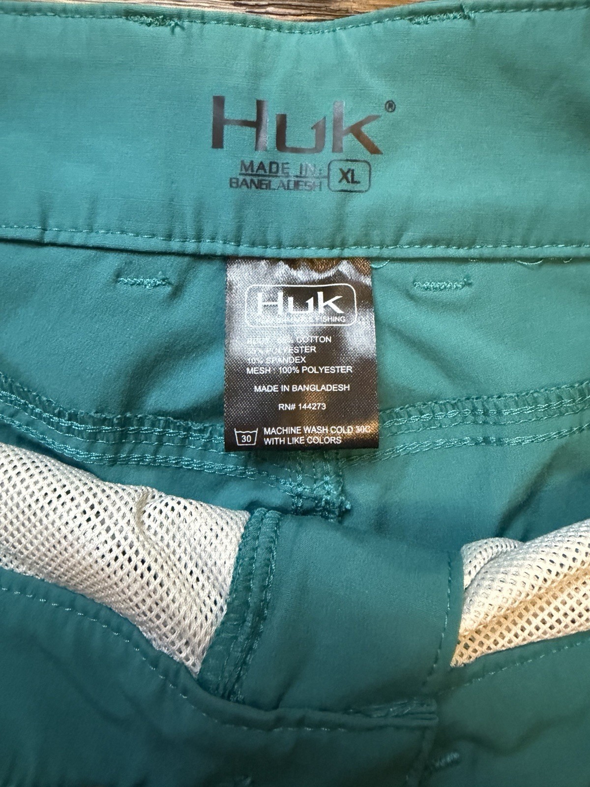 Huk Women’s Teal Solid Shorts XL Regular Mesh Polyester/Spandex Pockets Zip Logo