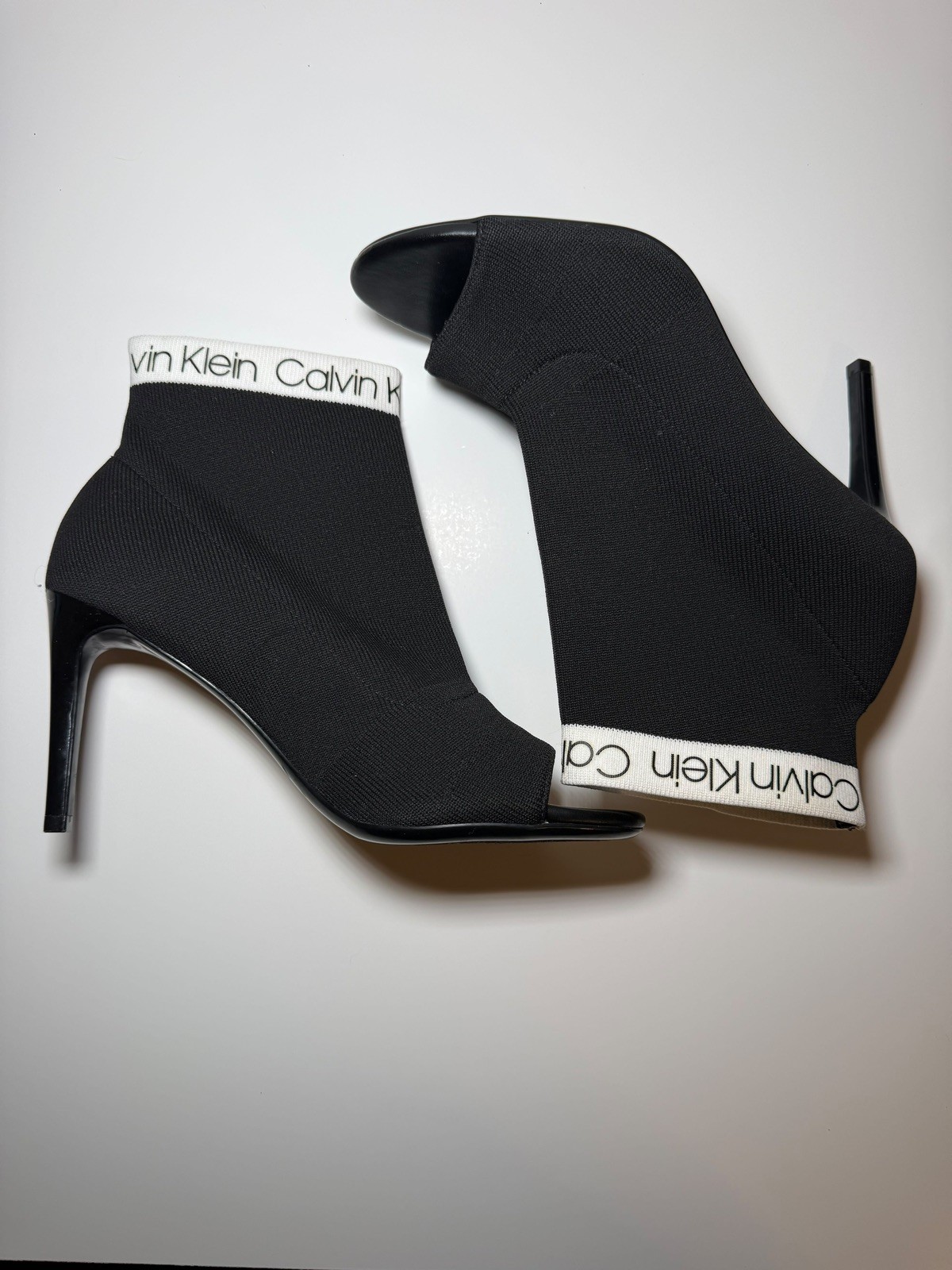 Calvin Klein Roscoe Black Stretch Knit Peep Toe Heels Size 8 M / White Cuff