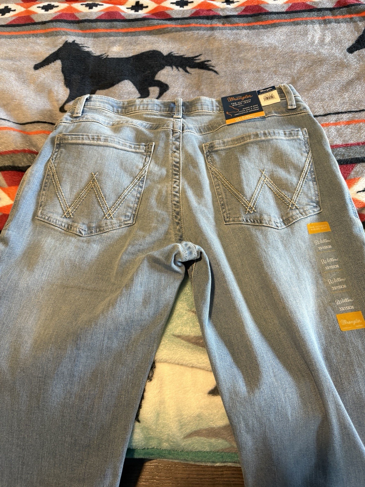 NEW NWT WOMENS WRANGLER WILLOW BOOT CUT ULTIMATE RIDING JEANS 33 15 36 LONG