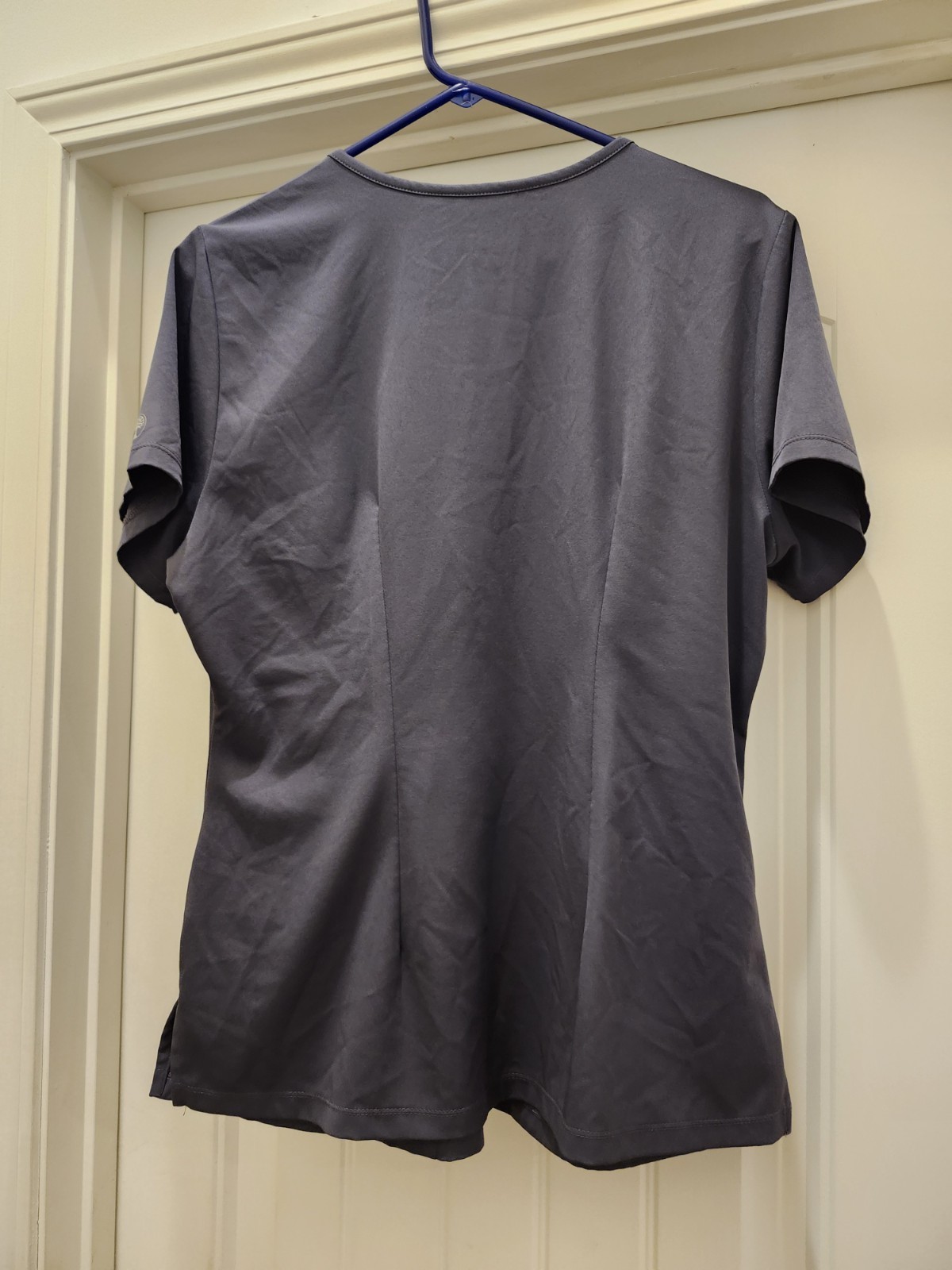 Healing Hands Monica Gray Scrub Top Size Large V-Neck Front Pockets