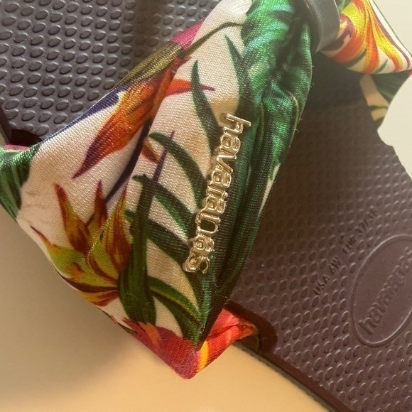 Havaianas Purple Tropical You Saint Tropez Sandals SZ 6 Floral Flip Flops Beach