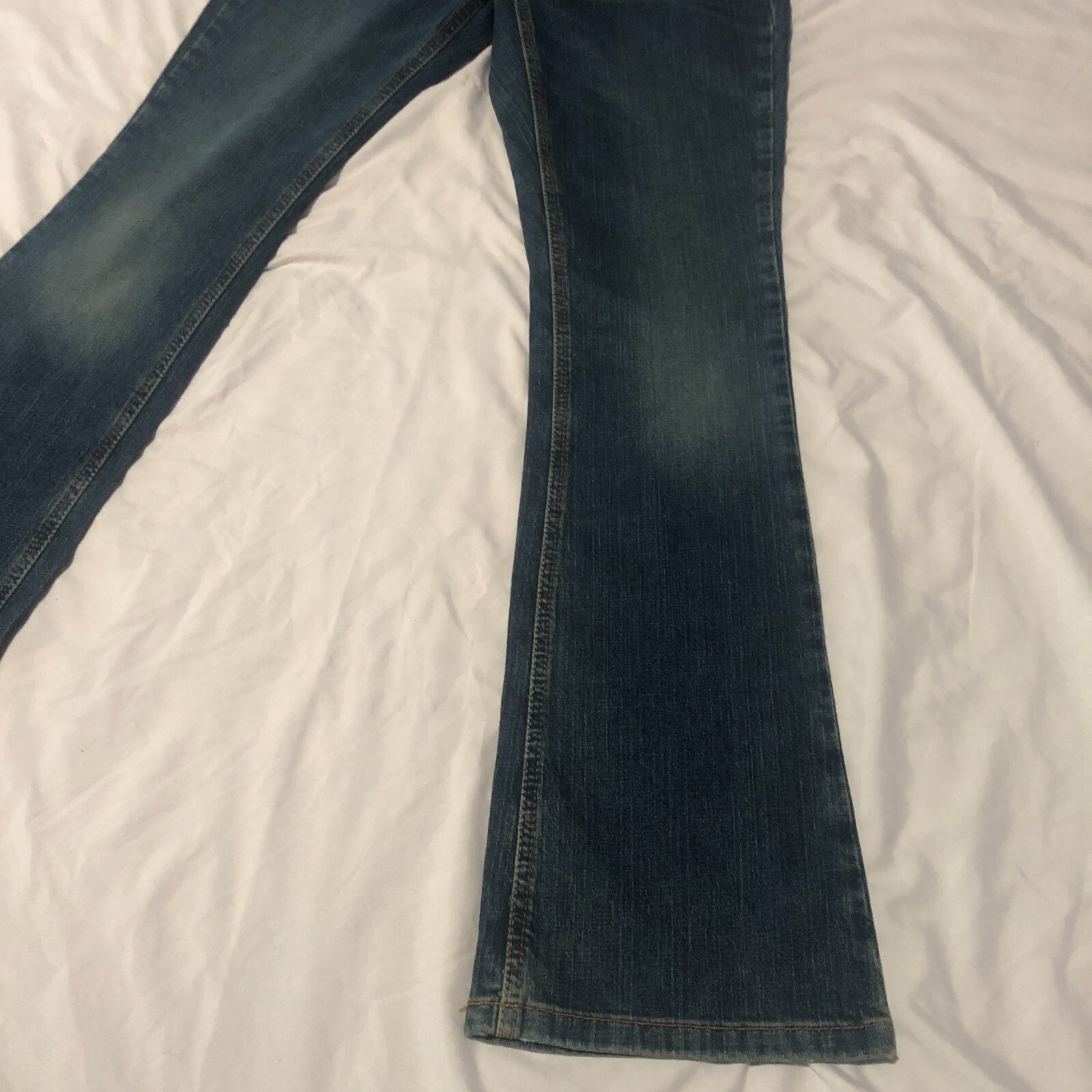 Tommy Hilfiger Stretch Boot Cut Jeans Med/Dark Wash Below Waist Boot Cut Sz 4R
