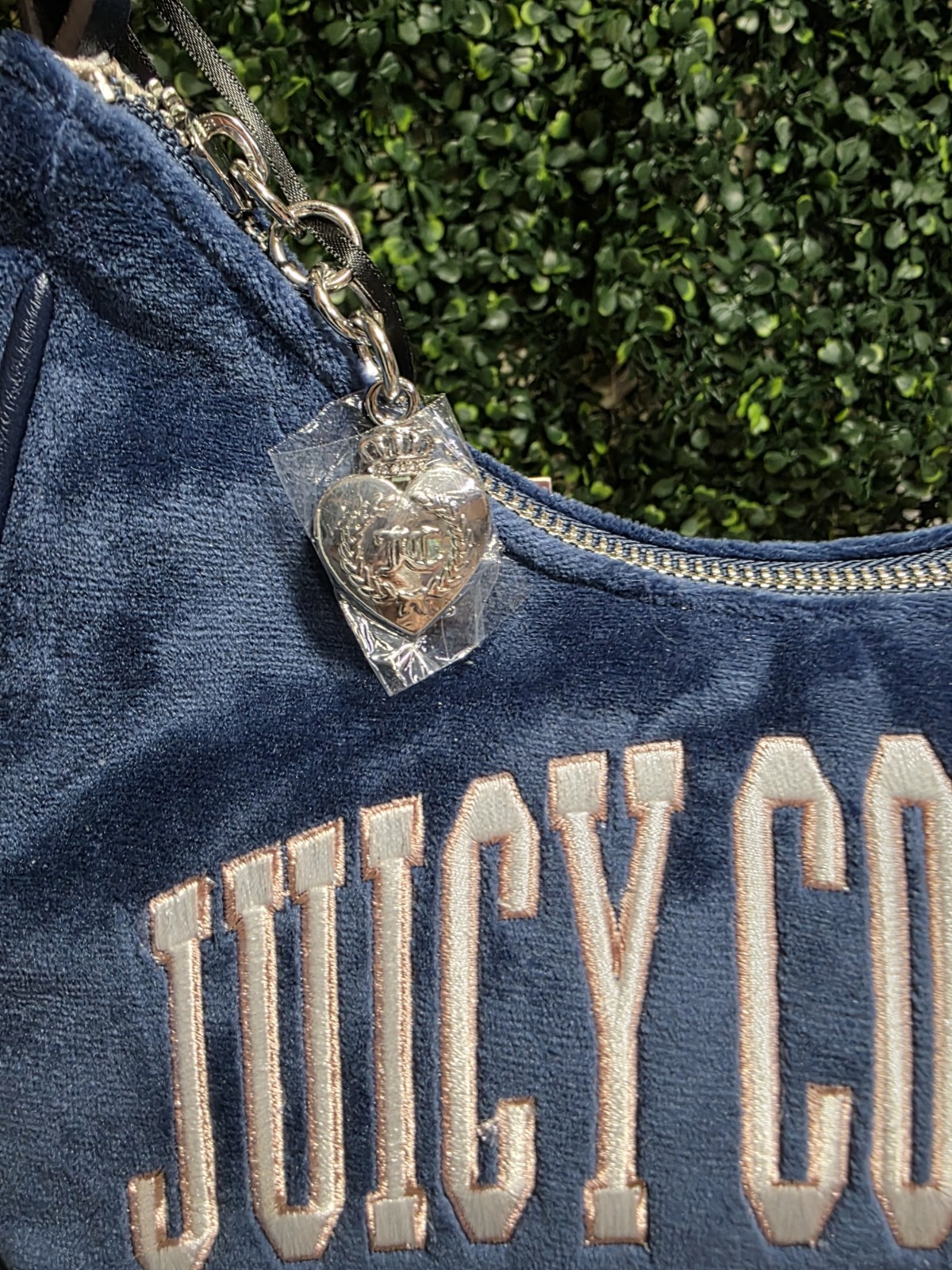 Juicy Couture Blue Logo Crescent Shoulder Bag Chain Strap Charm Zip Medium