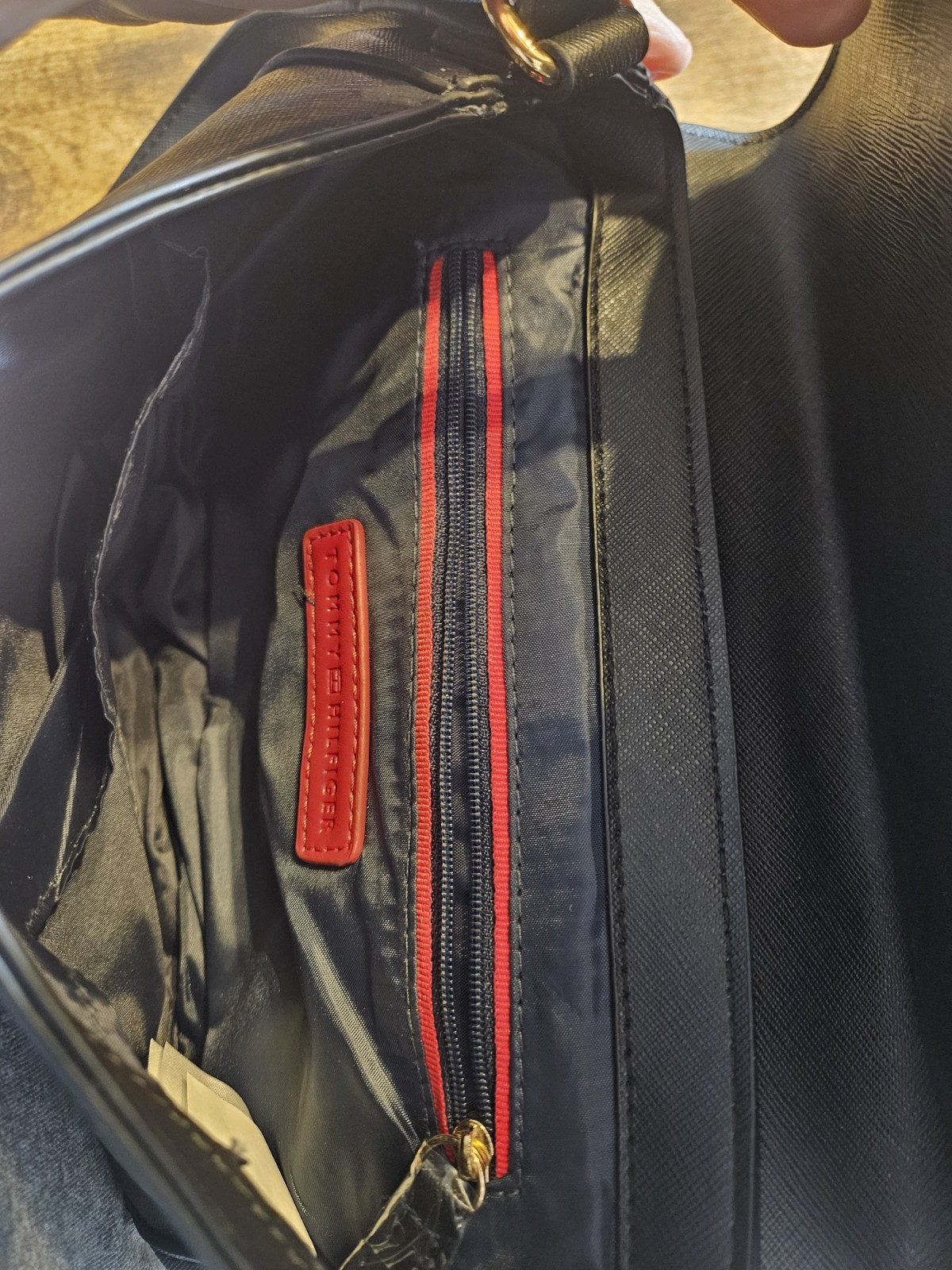 NEW Tommy Hilfiger Keri Semi-Circle Logo Crossbody Bag w/Adjustable Strap MARK