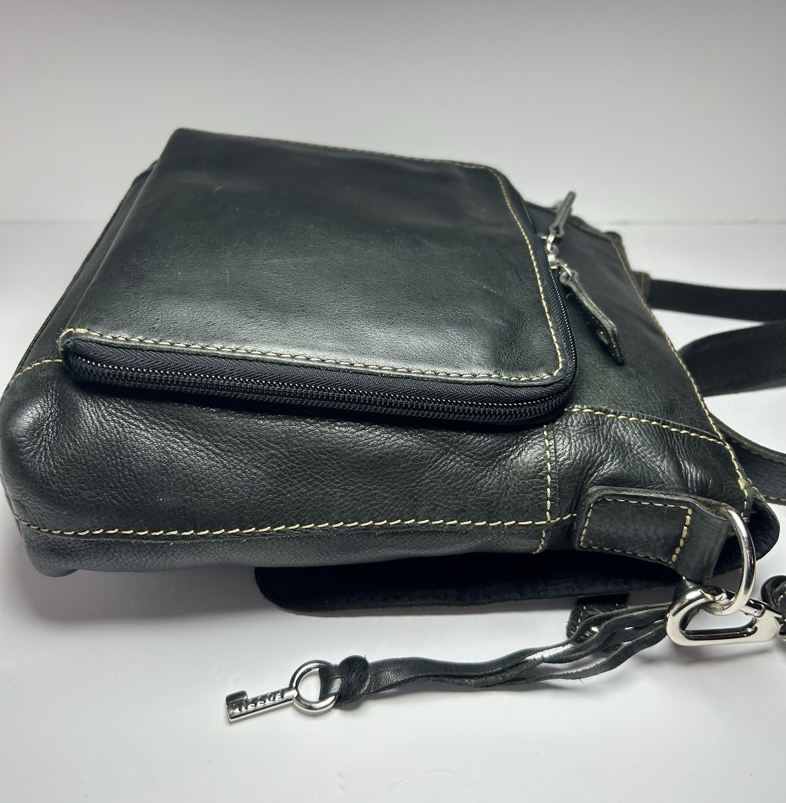 Fossil Crossbody Organizer Bag Black Leather VGUC Messenger Card slots