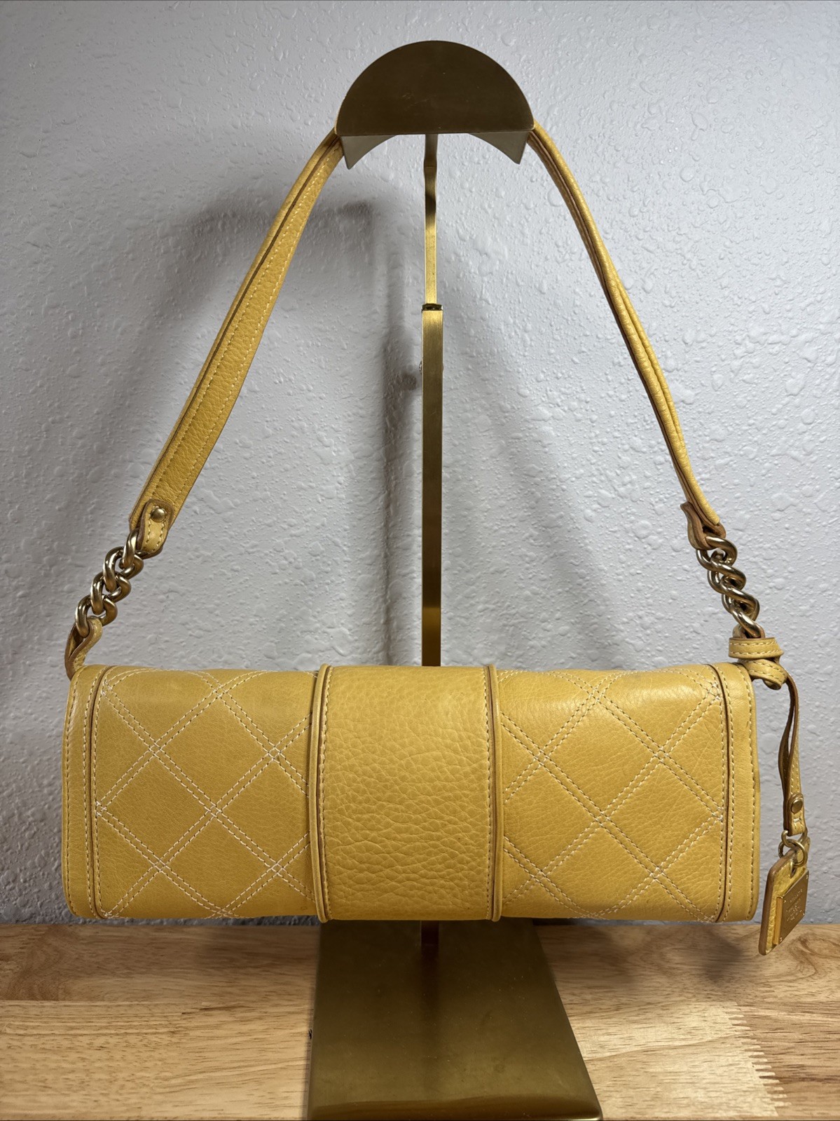 Liz Claiborne Geniune Yellow Leather Y2K Baggett Style Shoulder Handbag