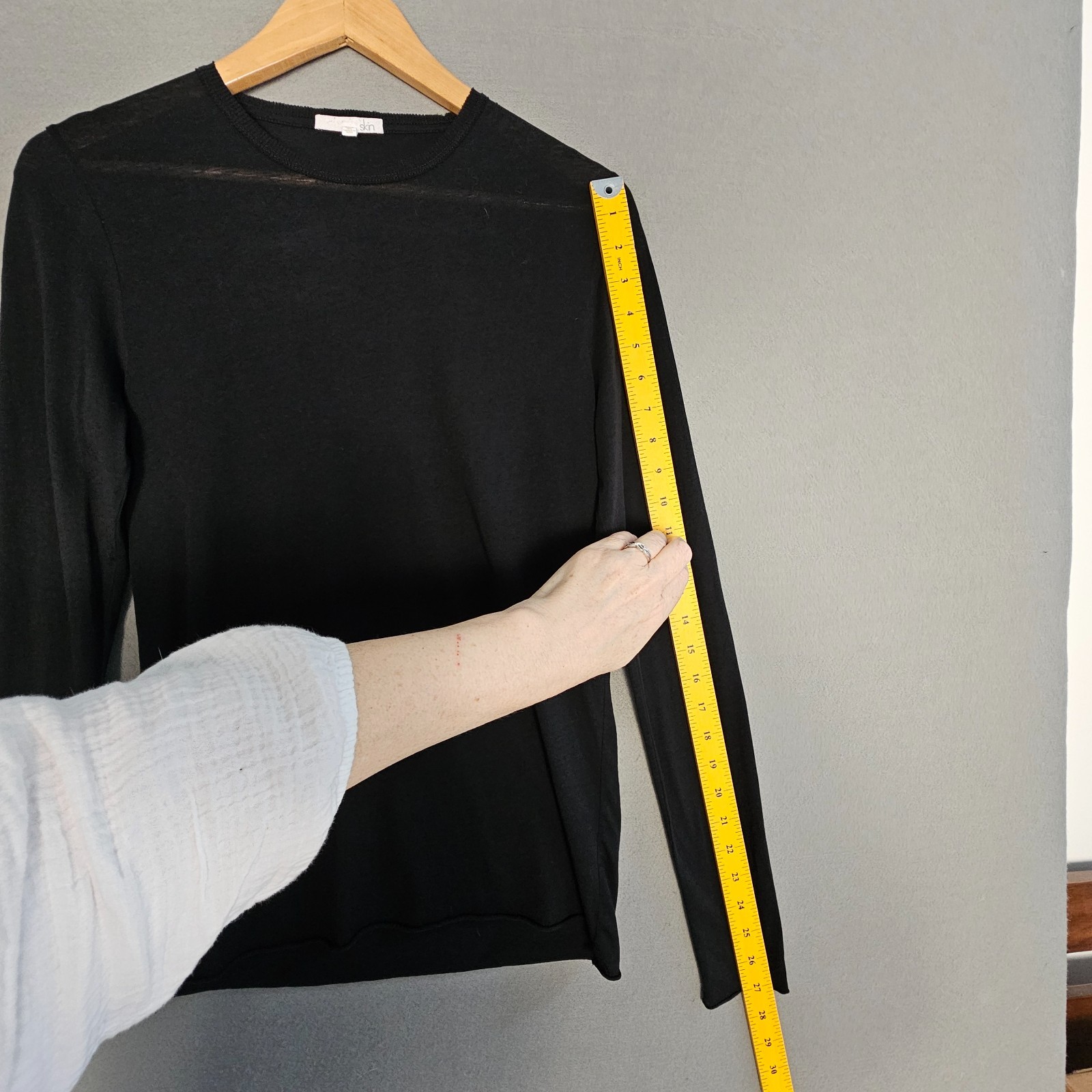 Skin 100% Pima Cotton Long Sleeve Tee Black Tissue Thin Lightweight Womens 2